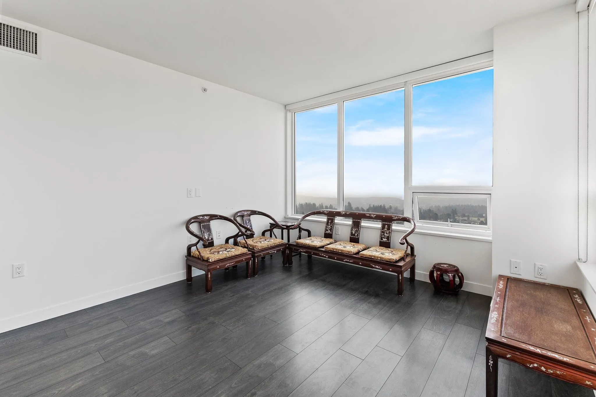 3007 6463 Silver Avenue