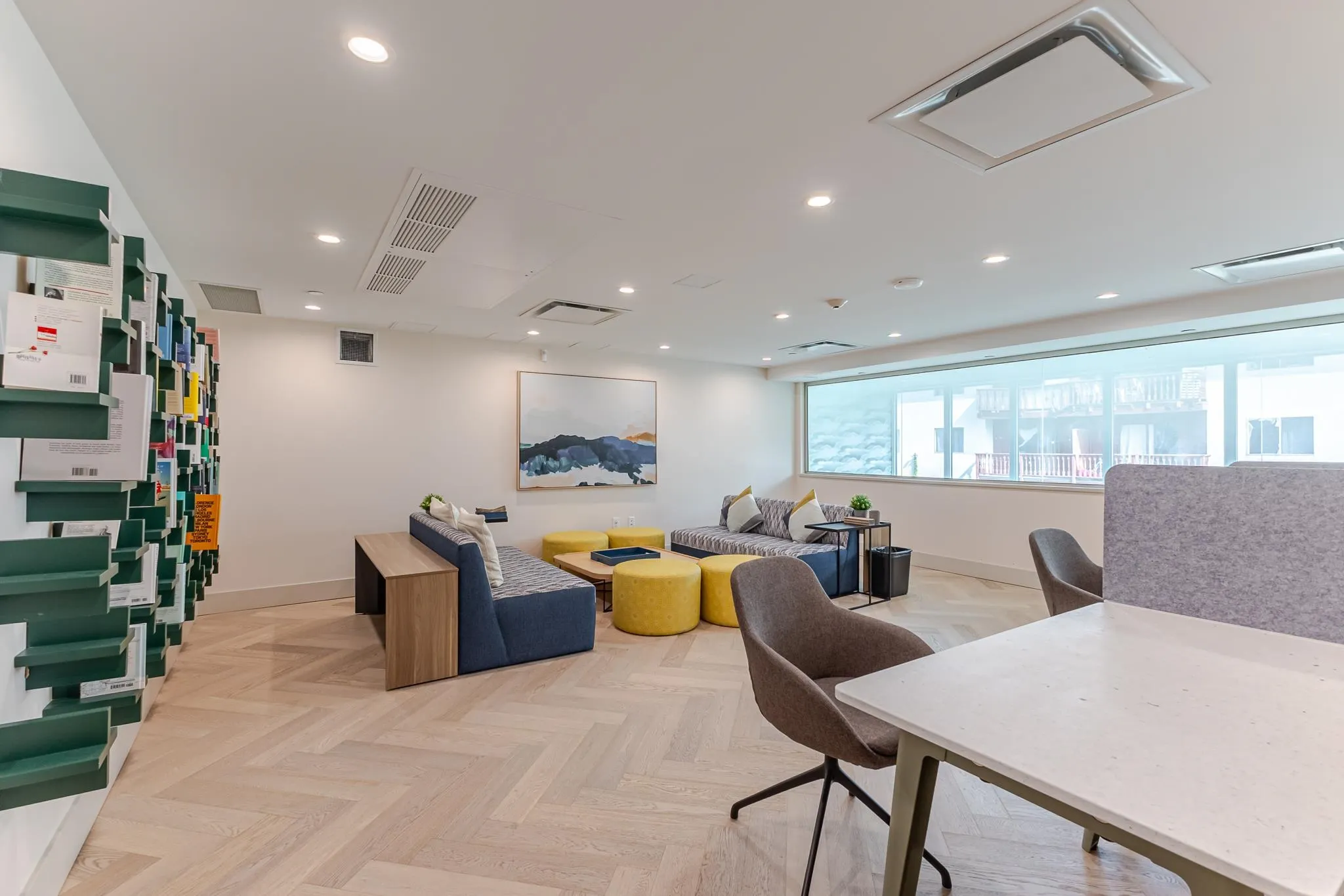 3007 6463 Silver Avenue