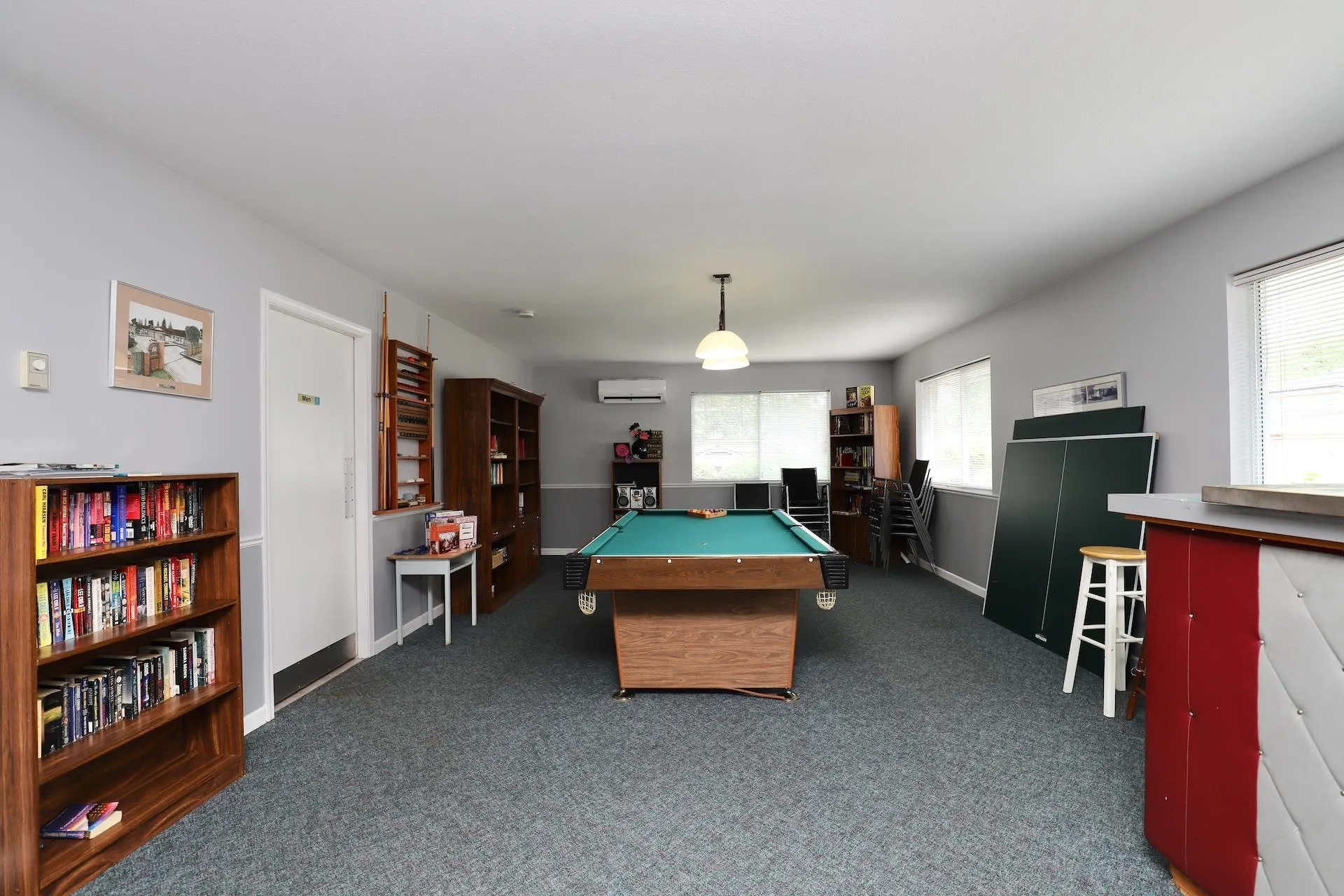 8 22308 124 Avenue