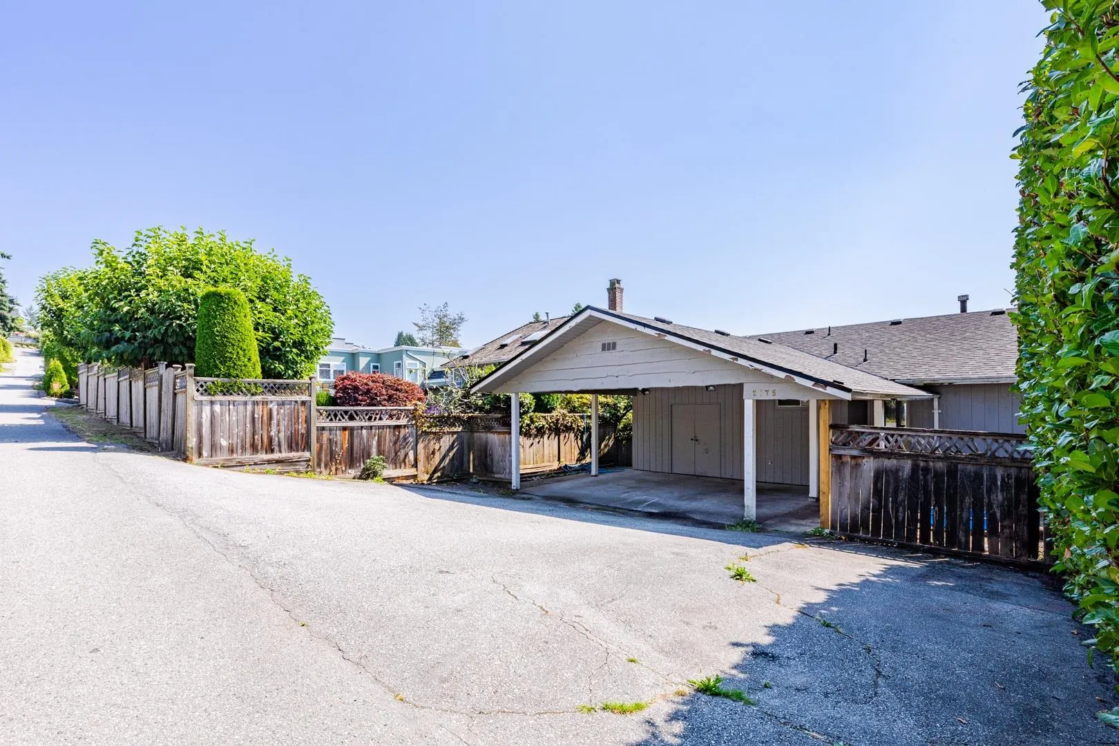 2175 Lawson Avenue