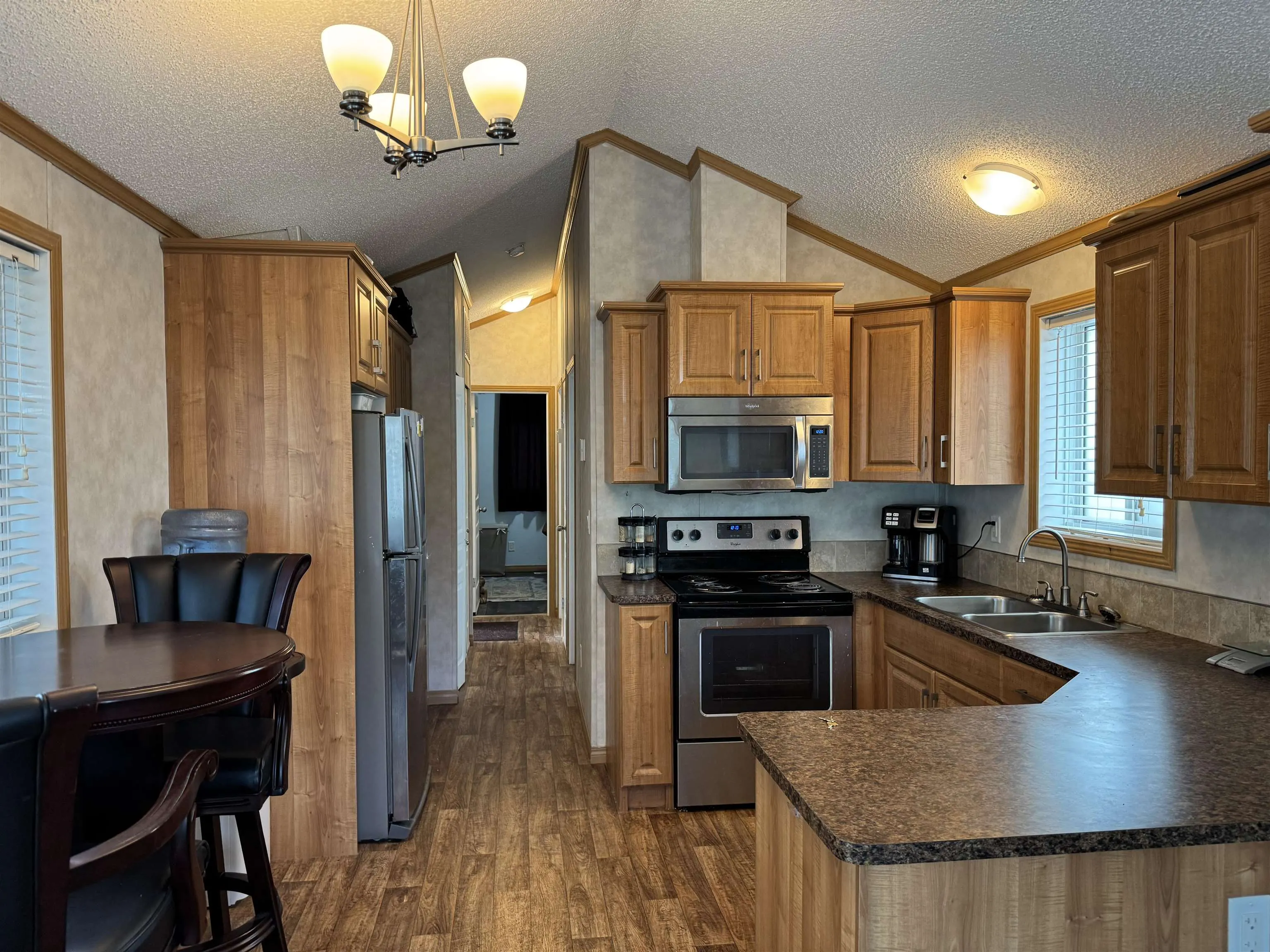 9 24330 Fraser Highway
