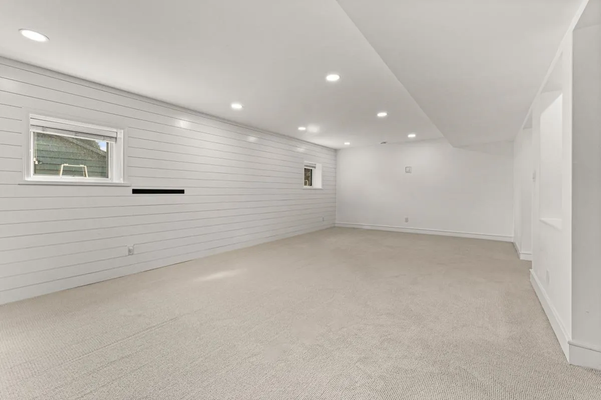 1560 19th Street