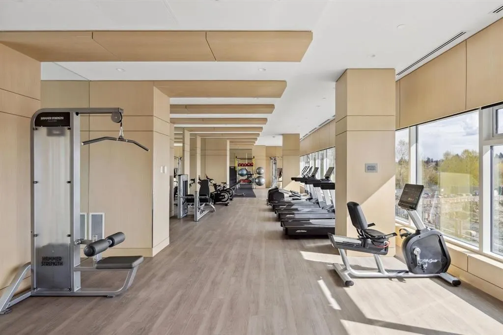 3403 4880 Lougheed Highway