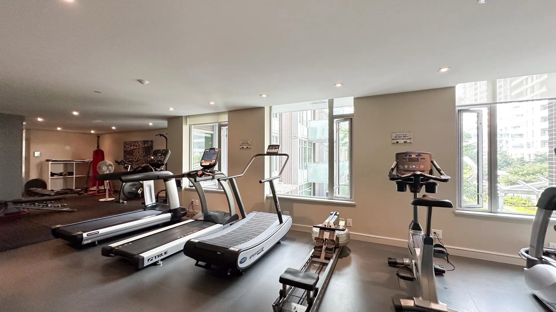 515 1661 Quebec Street