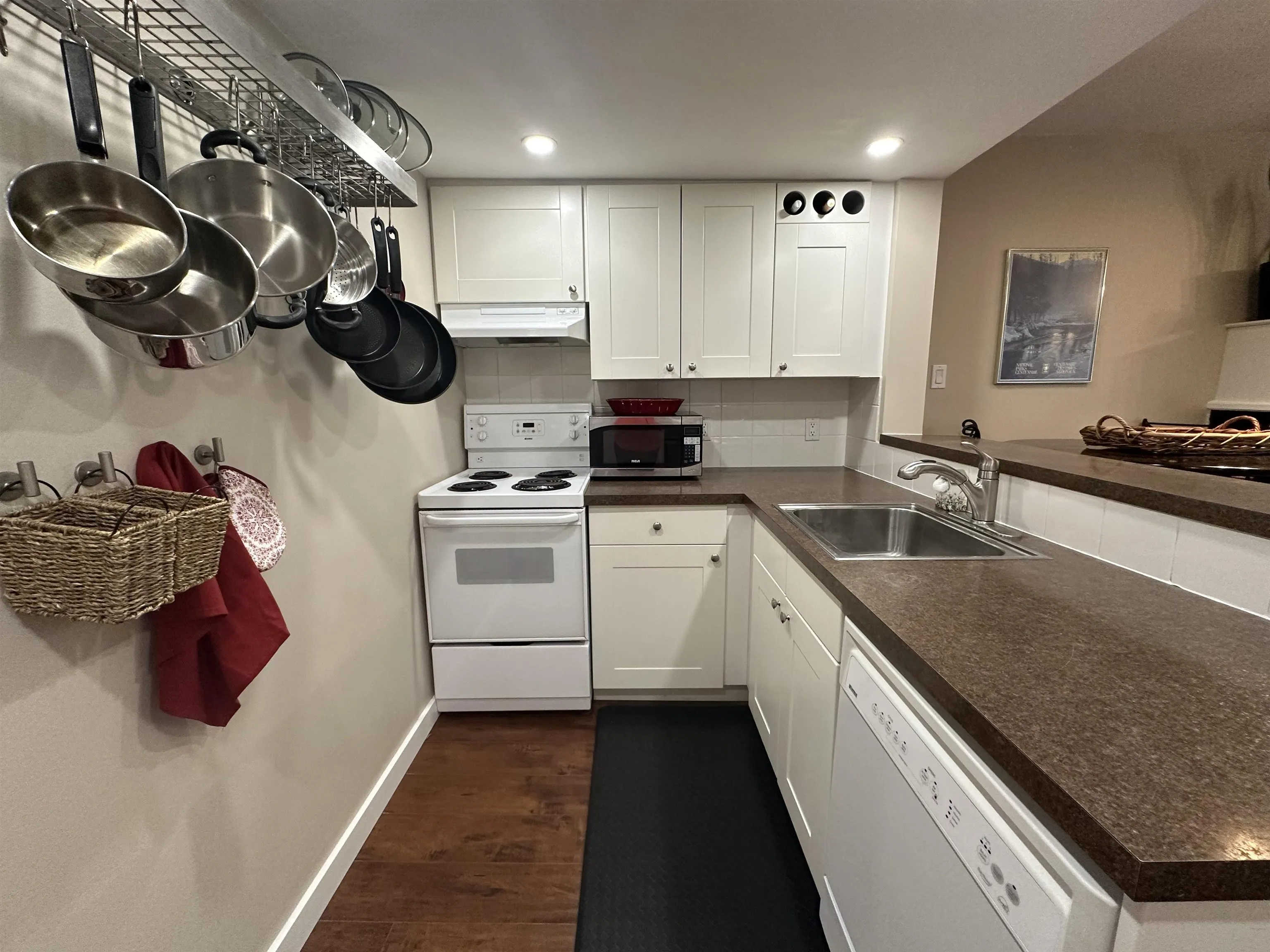 4 2101 Whistler Road