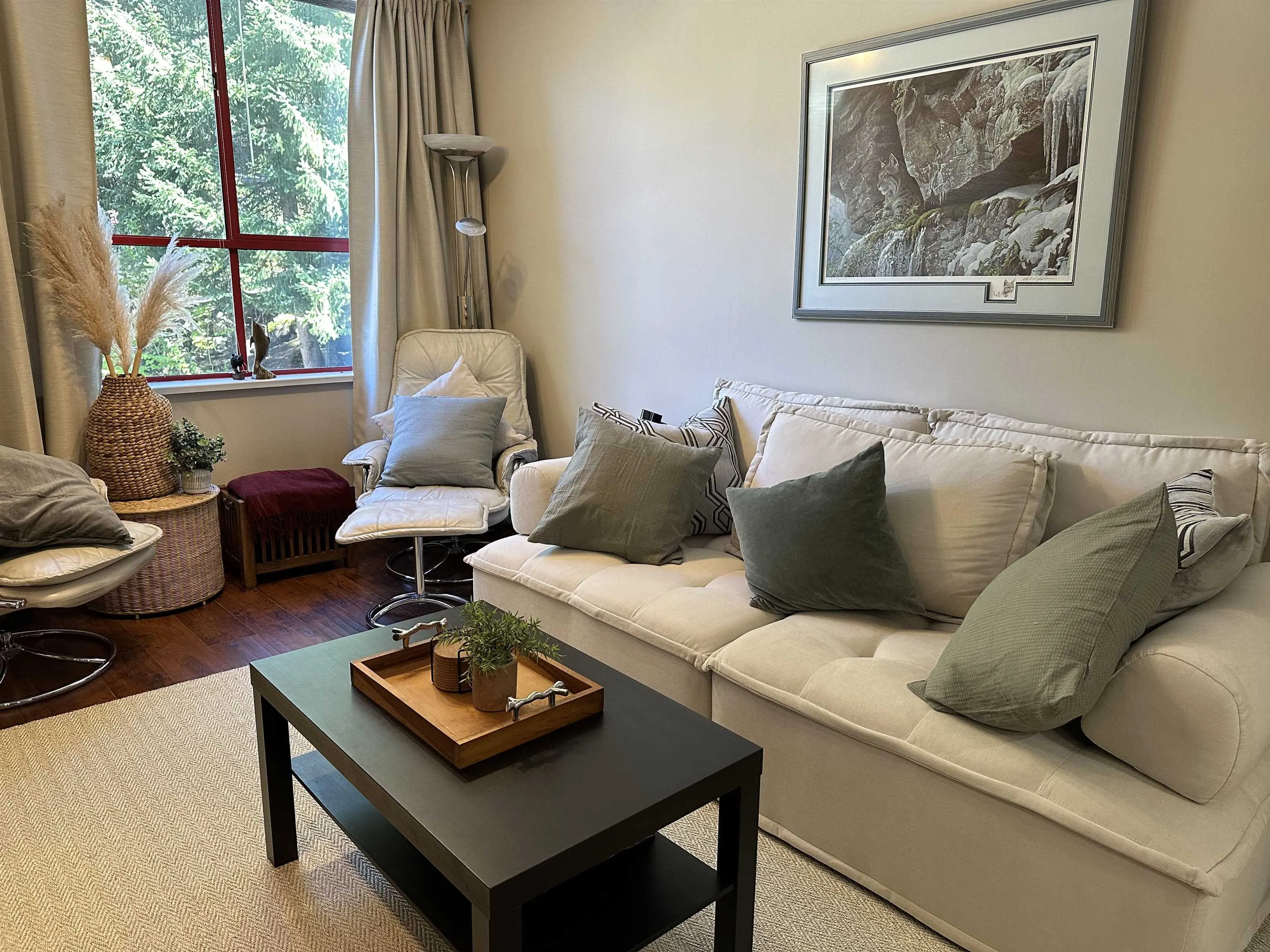 4 2101 Whistler Road