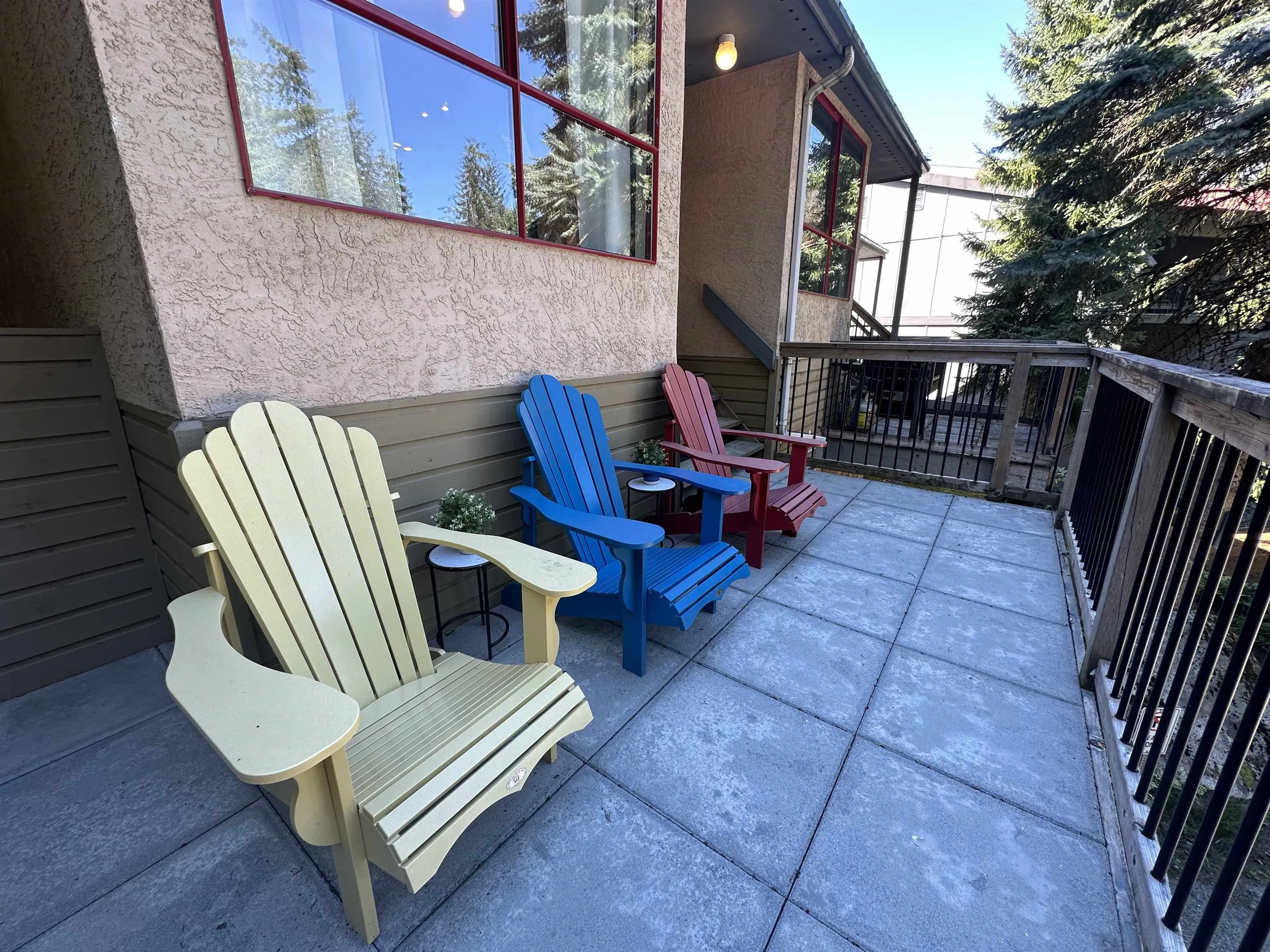 4 2101 Whistler Road