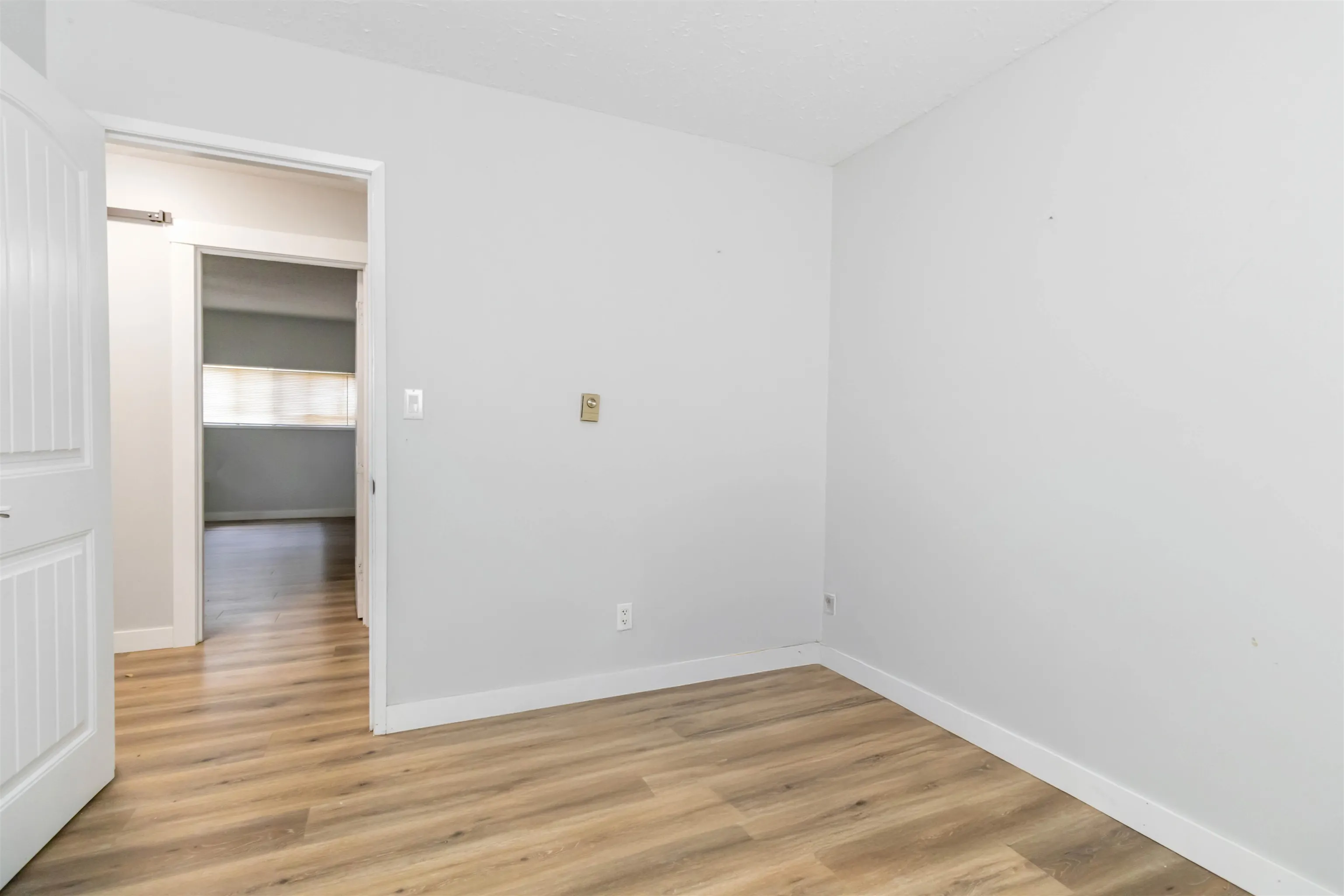 10087 Mountainview Road