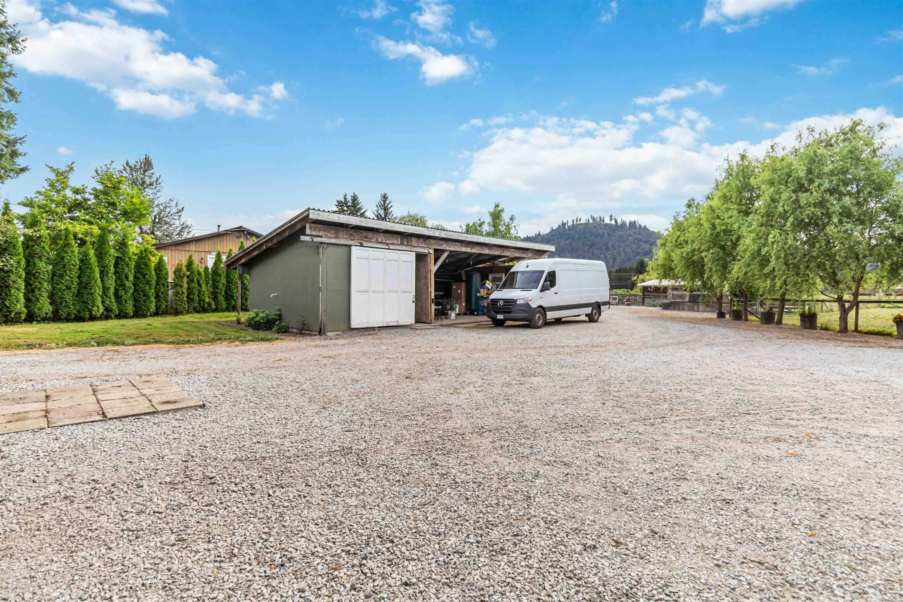 10087 Mountainview Road