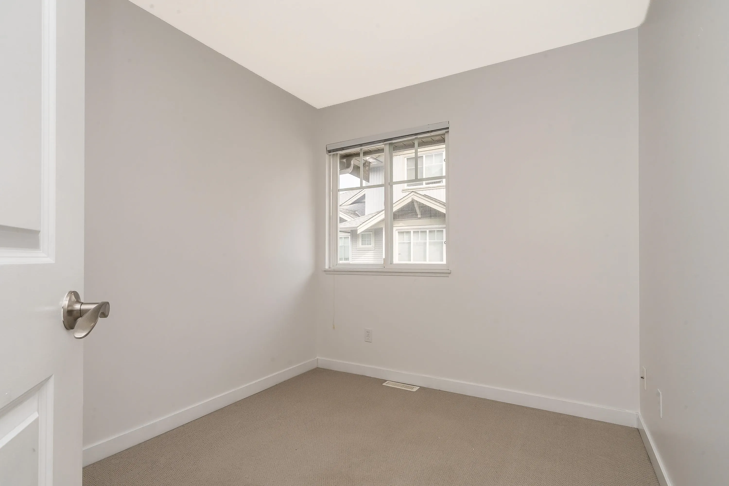 #77 12040 68 Avenue