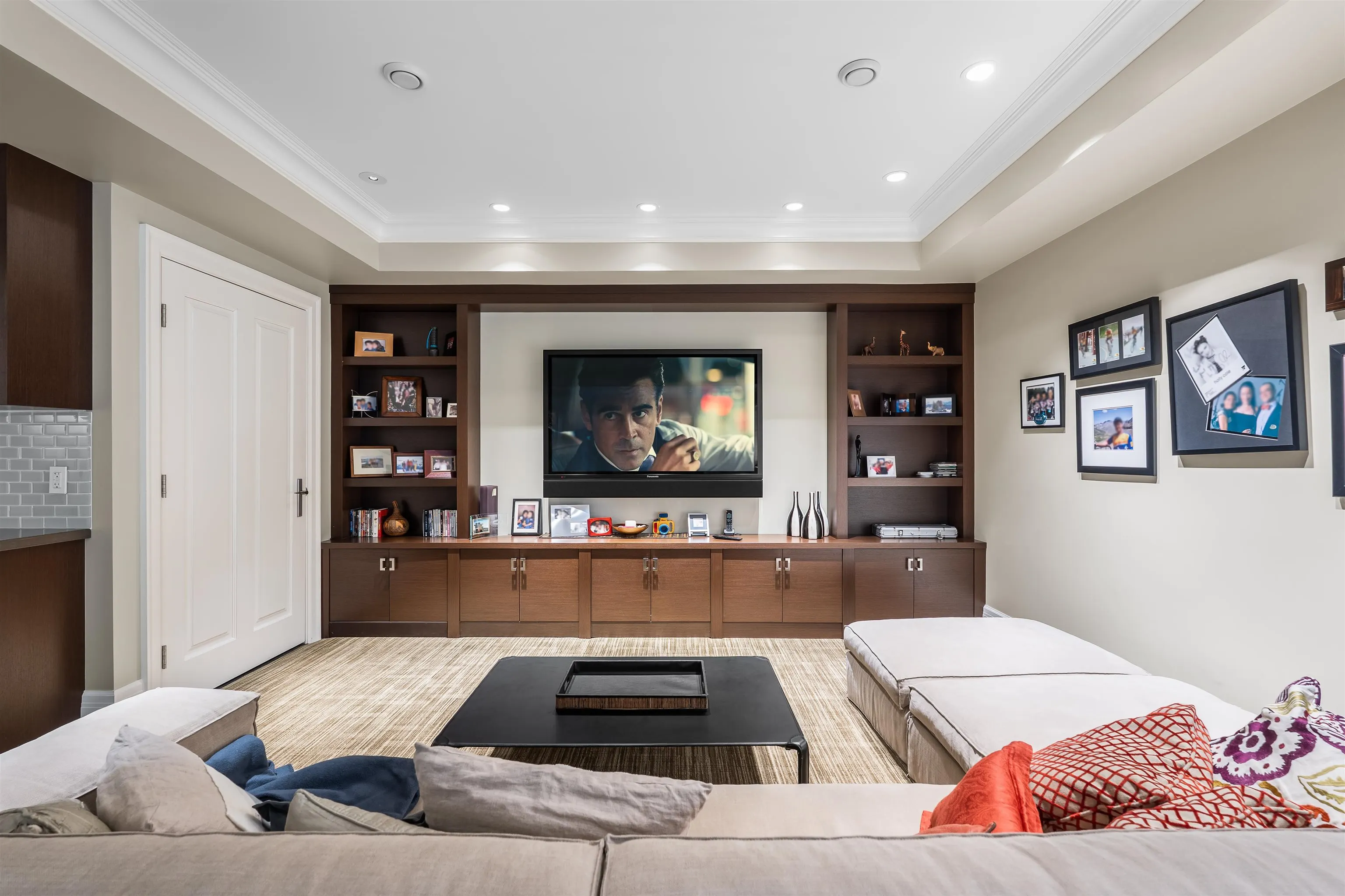 8112 Government Road