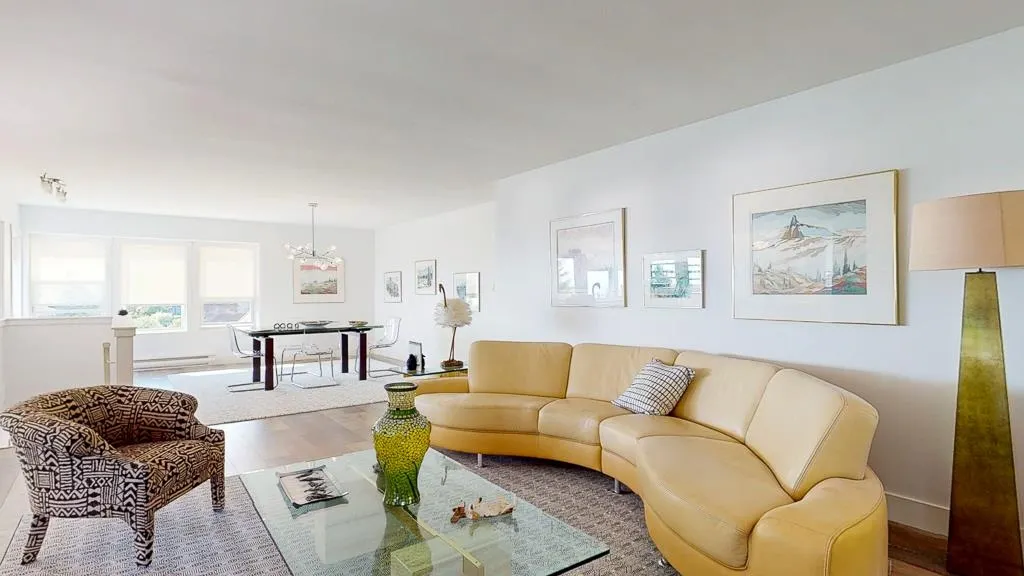 4868 Bluegrouse Drive