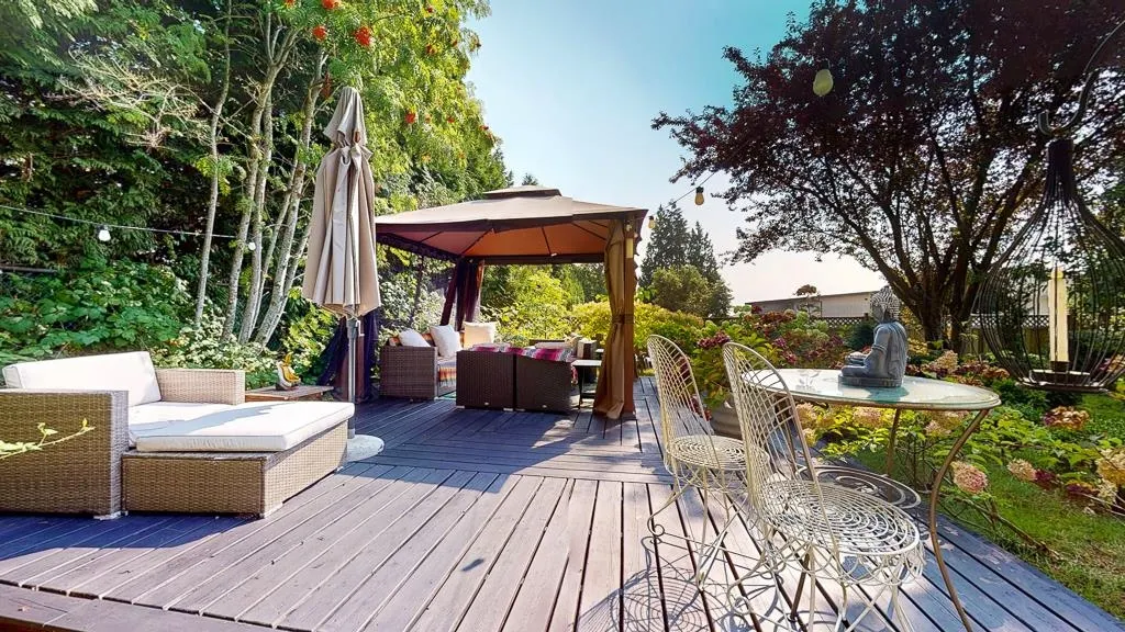 4868 Bluegrouse Drive