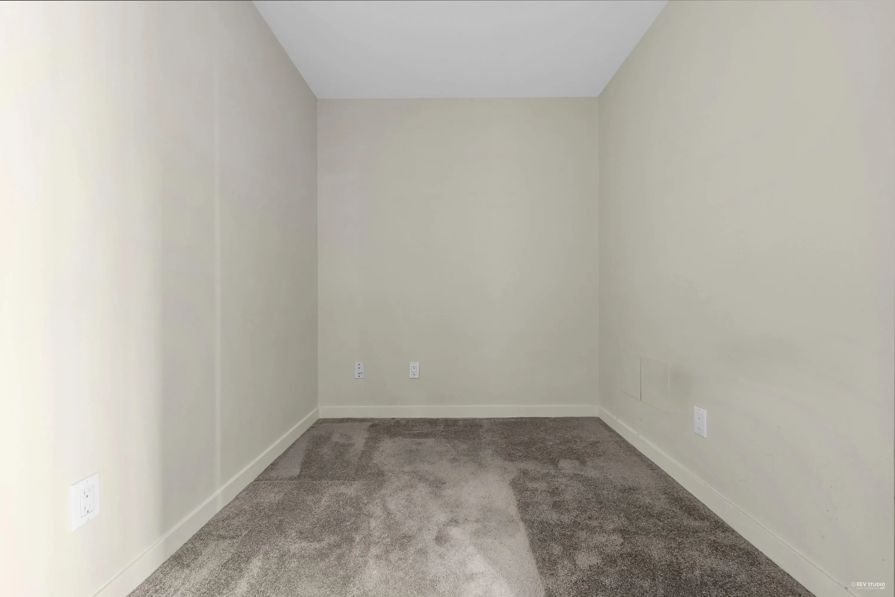 615 5811 No. 3 Road