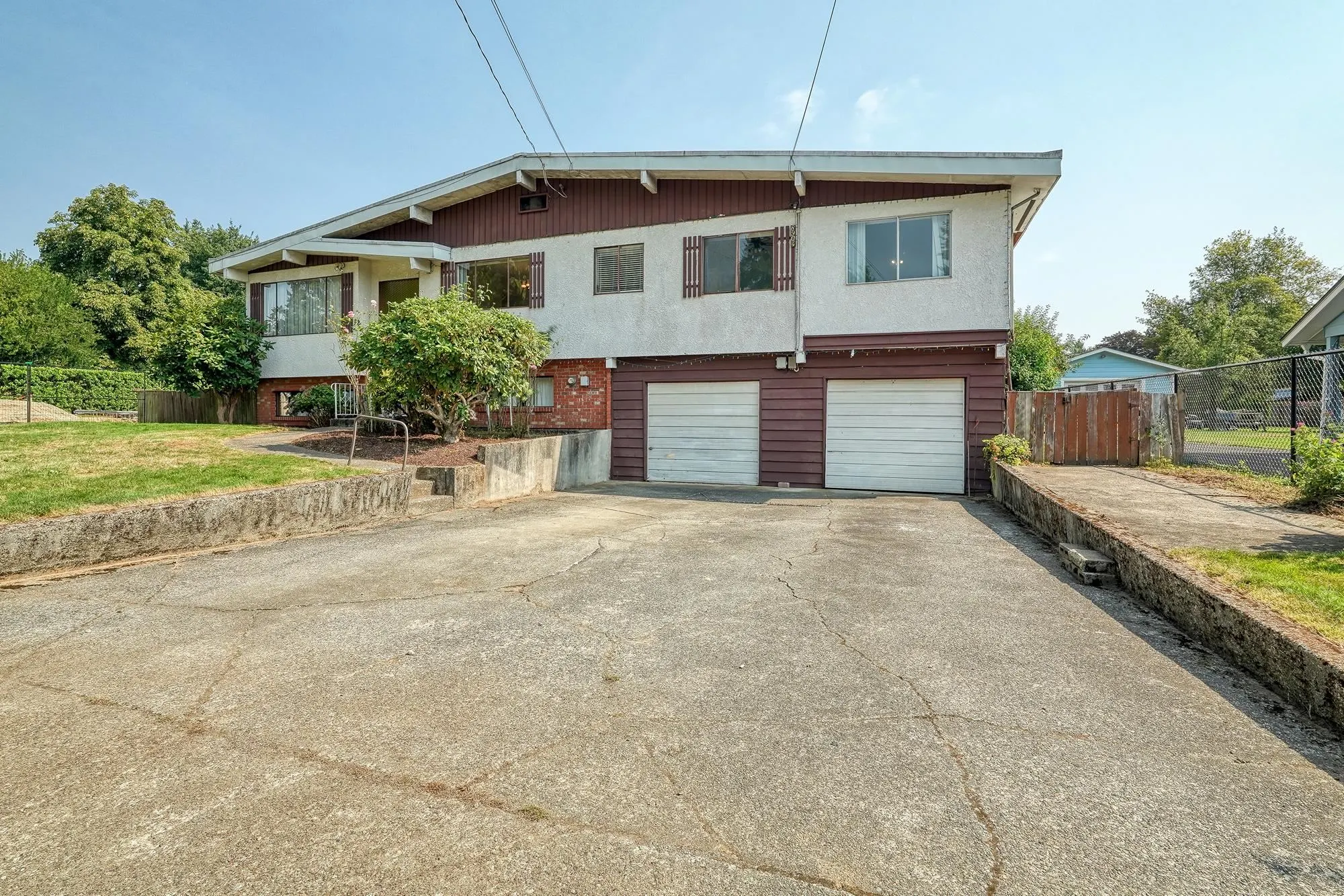 8904 Gay Street