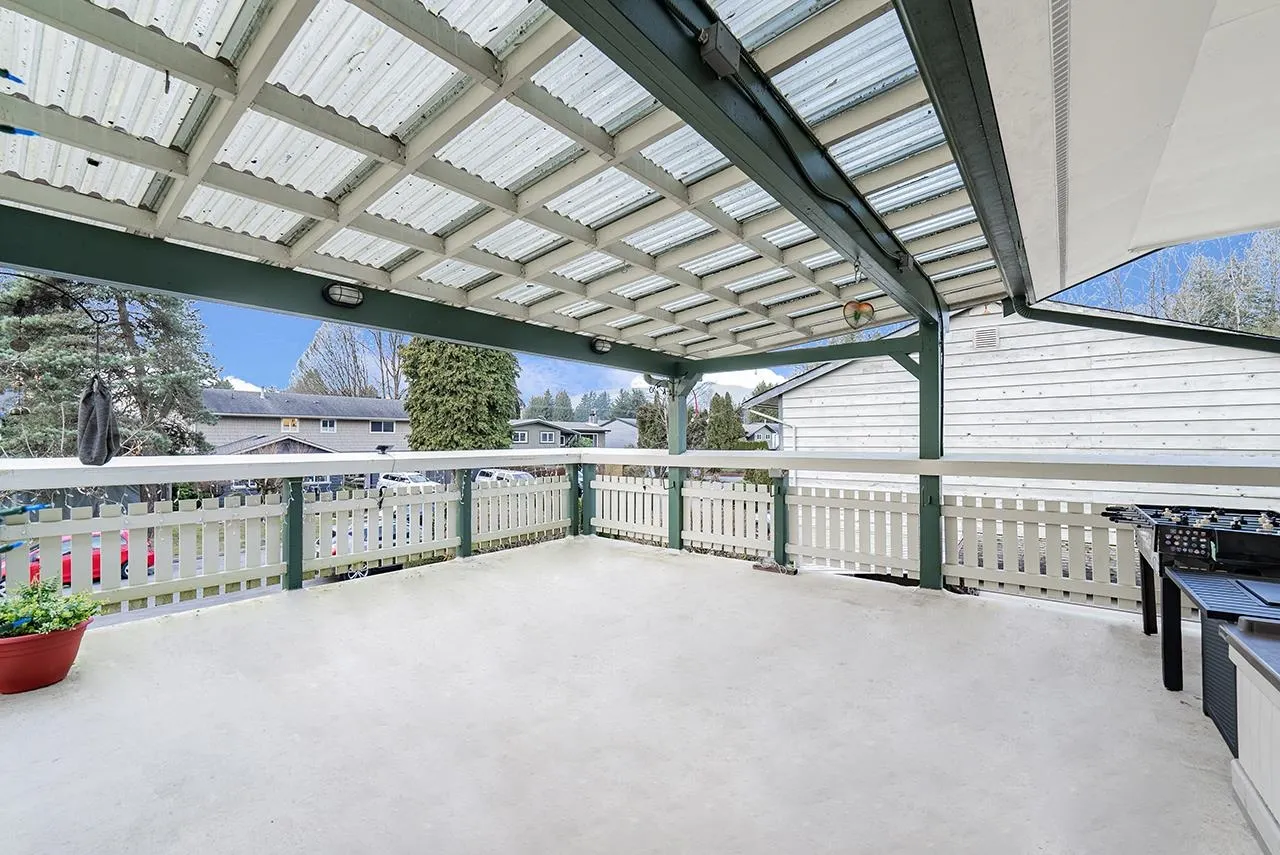 3512 Pearkes Place