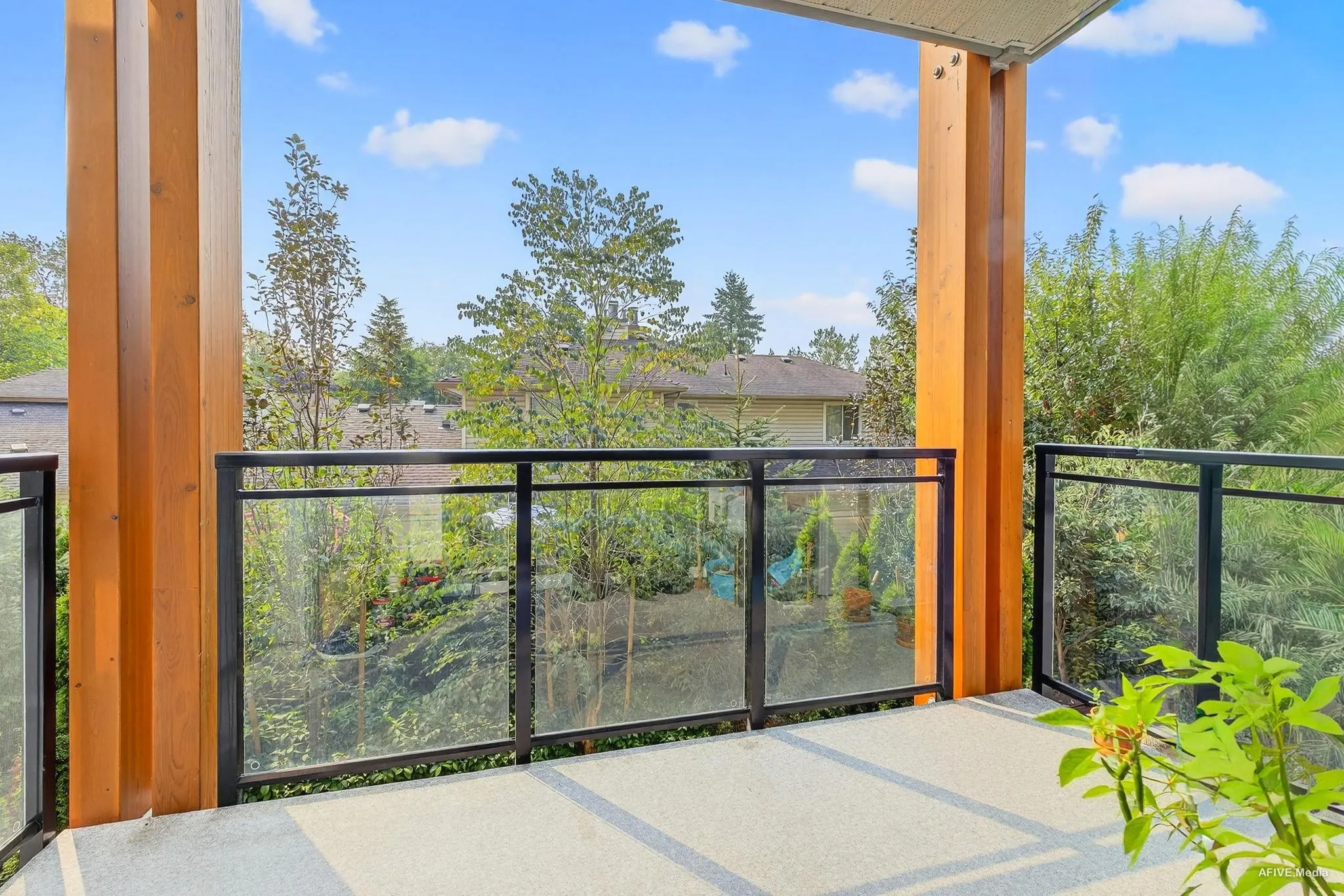 201 6960 Nicholson Road