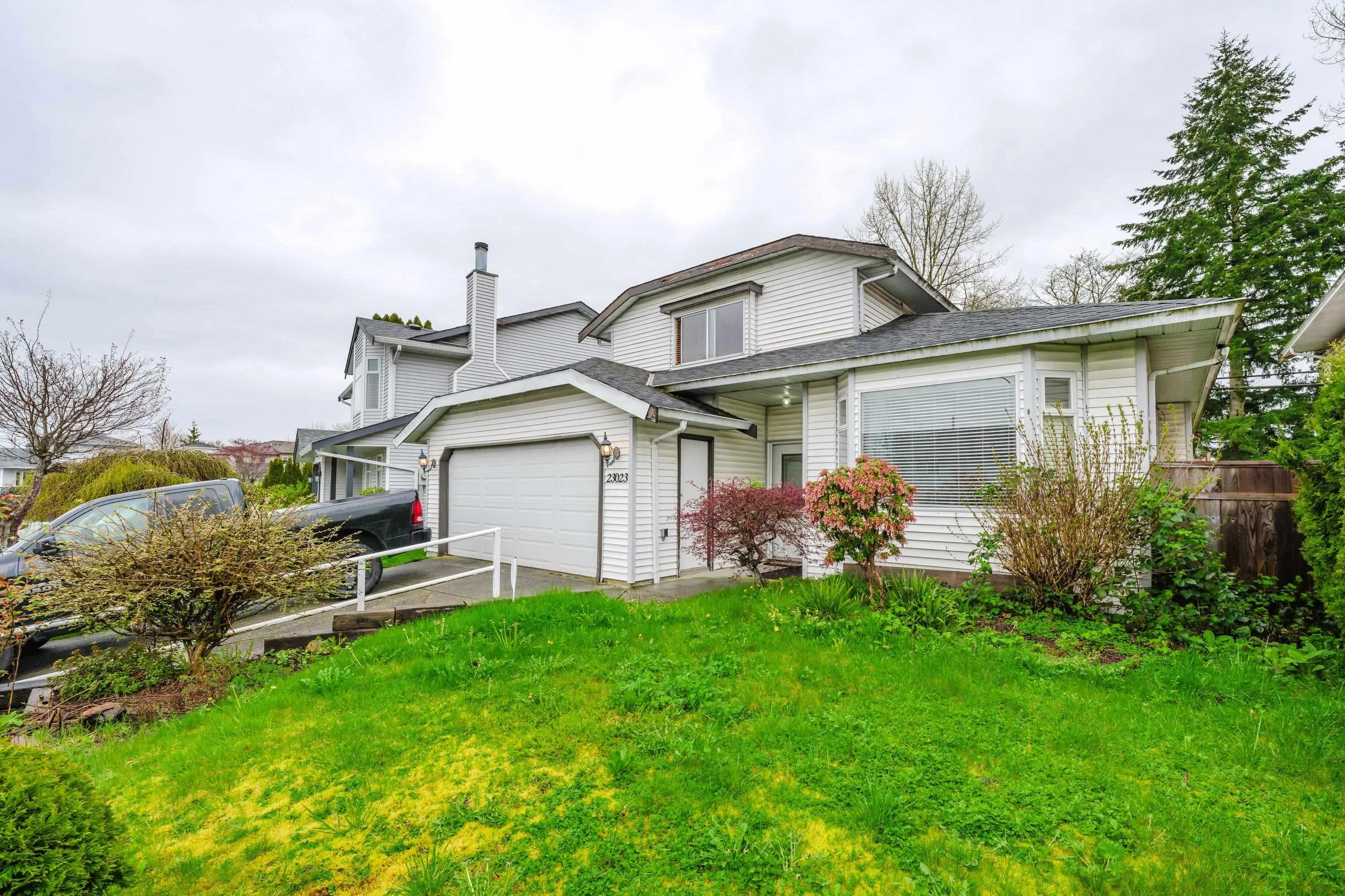 23023 Olund Crescent