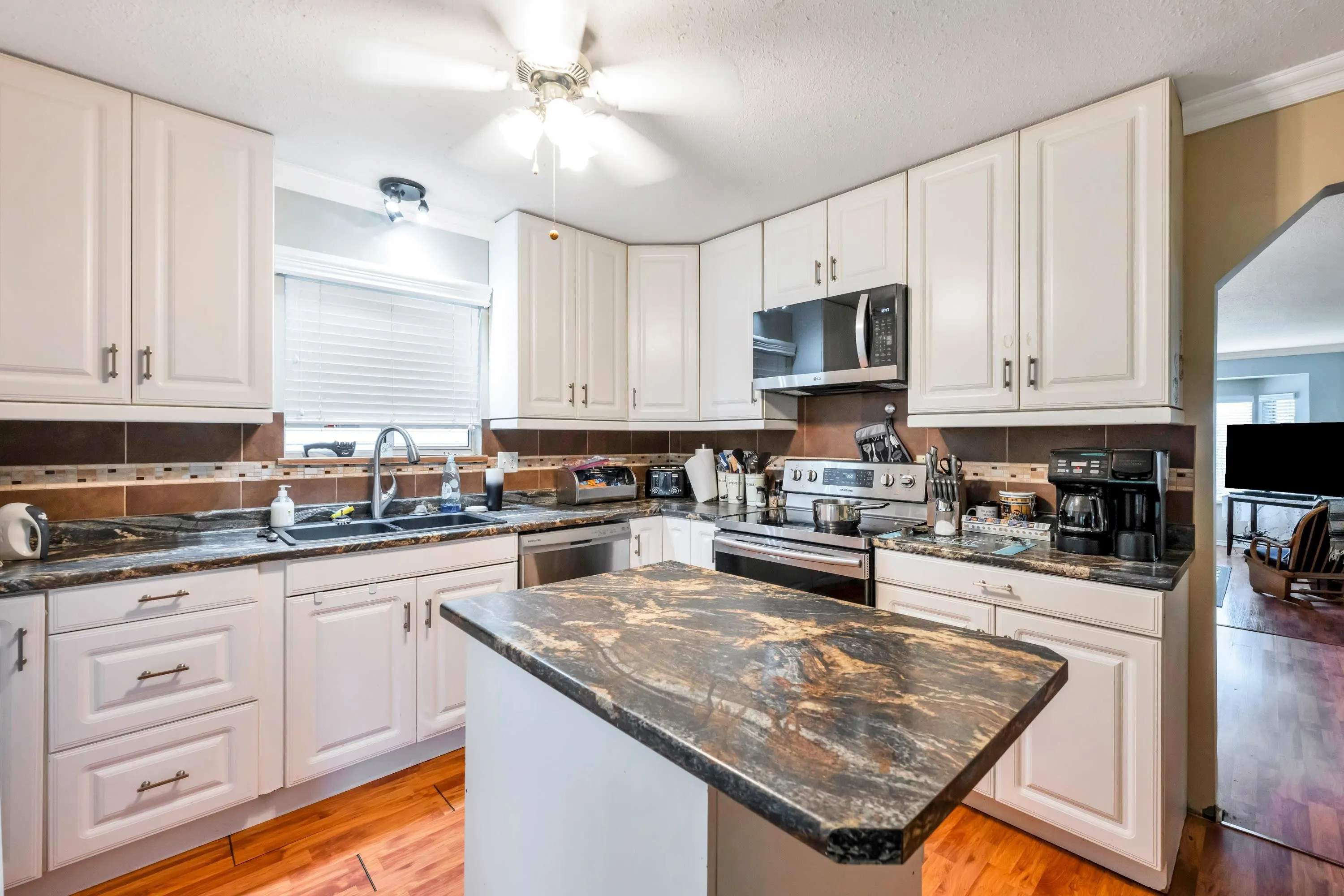 23023 Olund Crescent