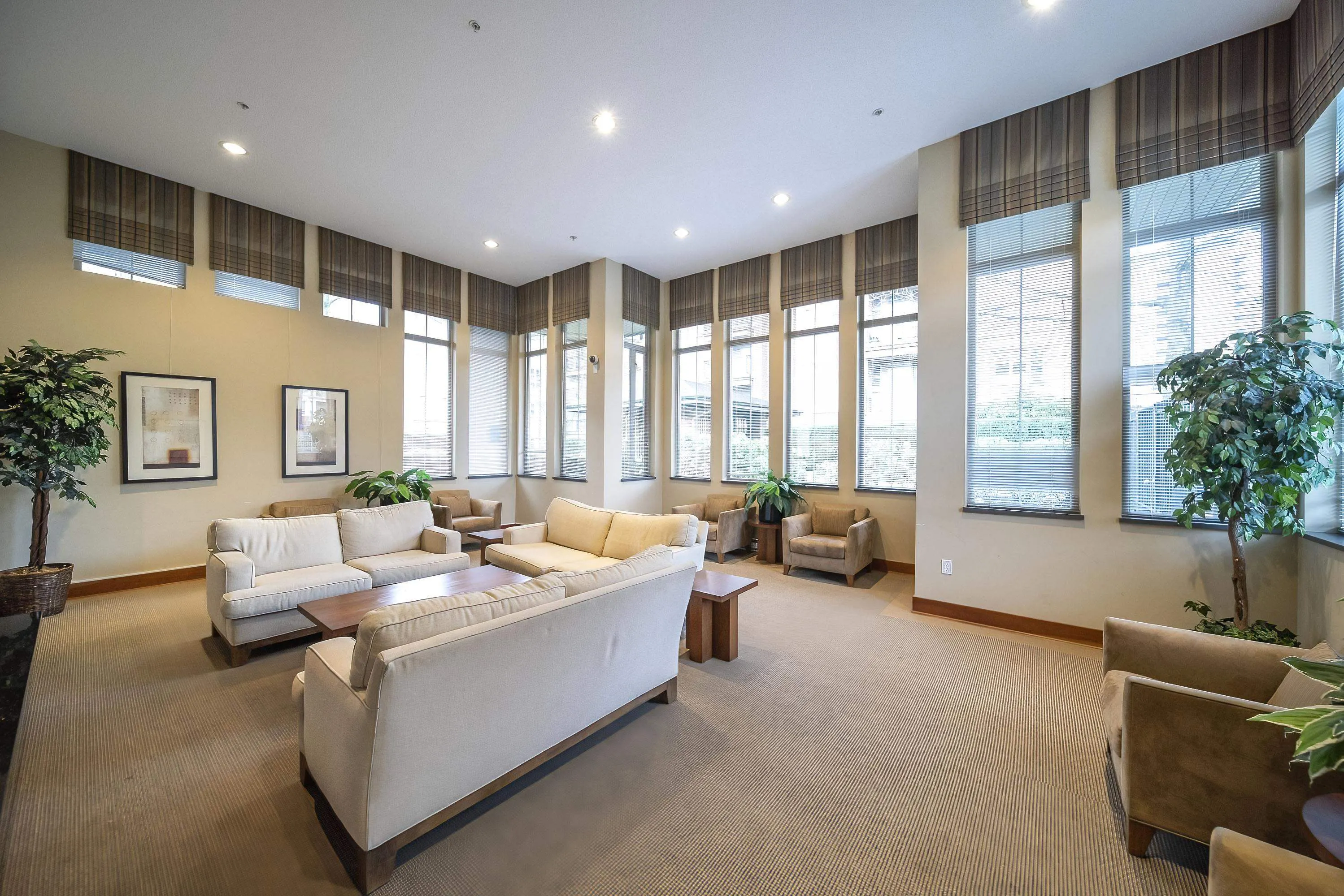 5403 5111 Garden City Road