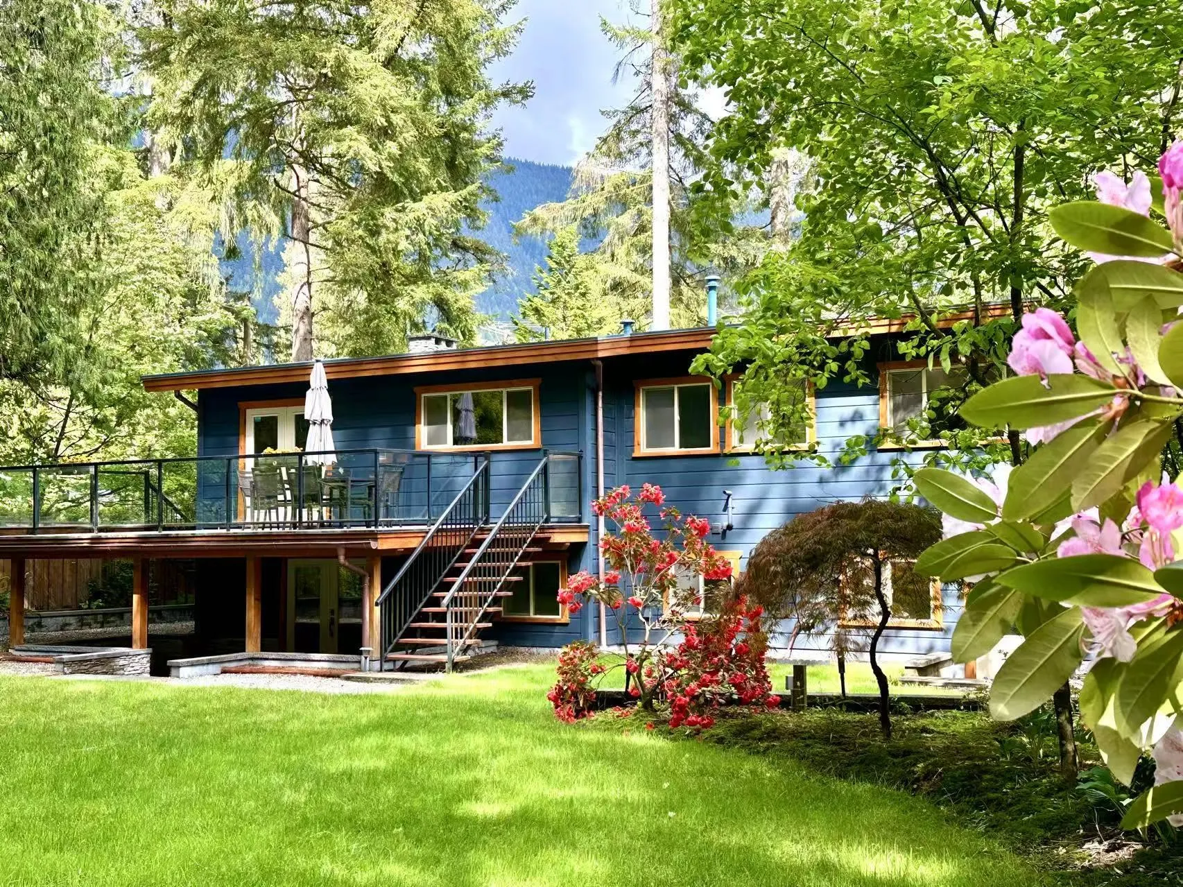 4793 Capilano Road