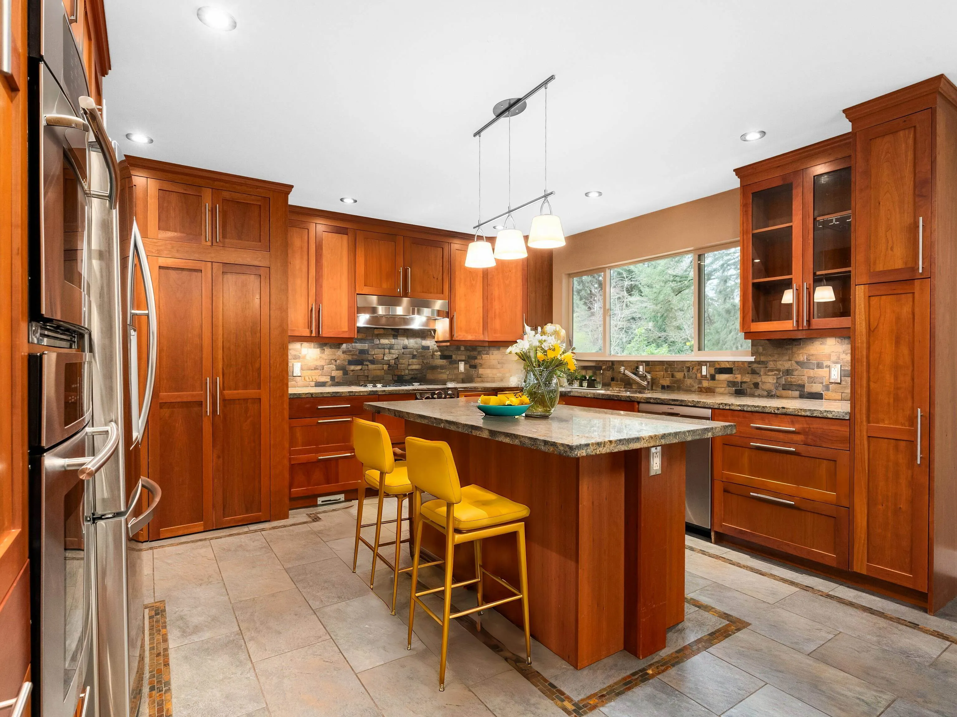 4793 Capilano Road