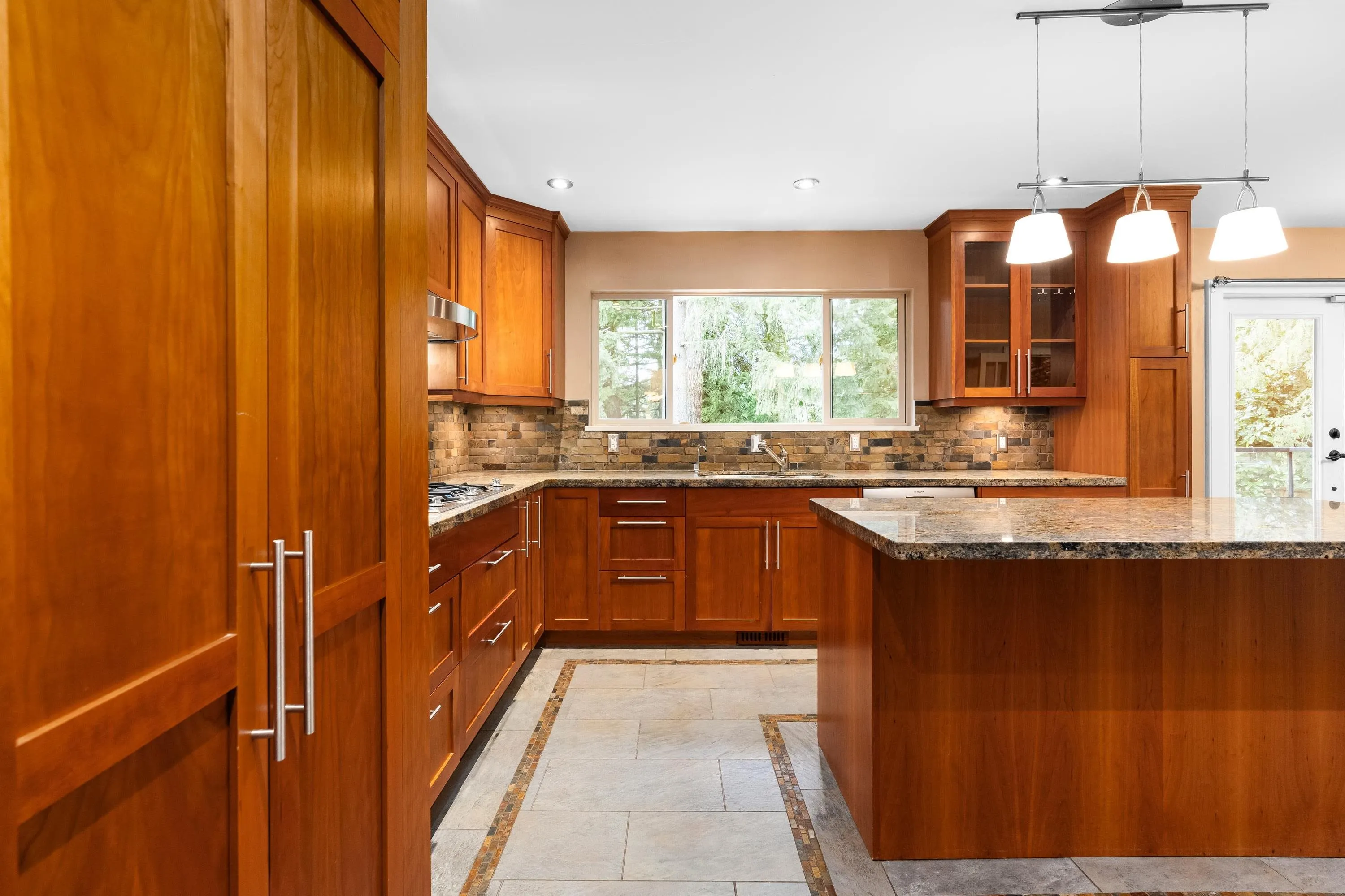 4793 Capilano Road