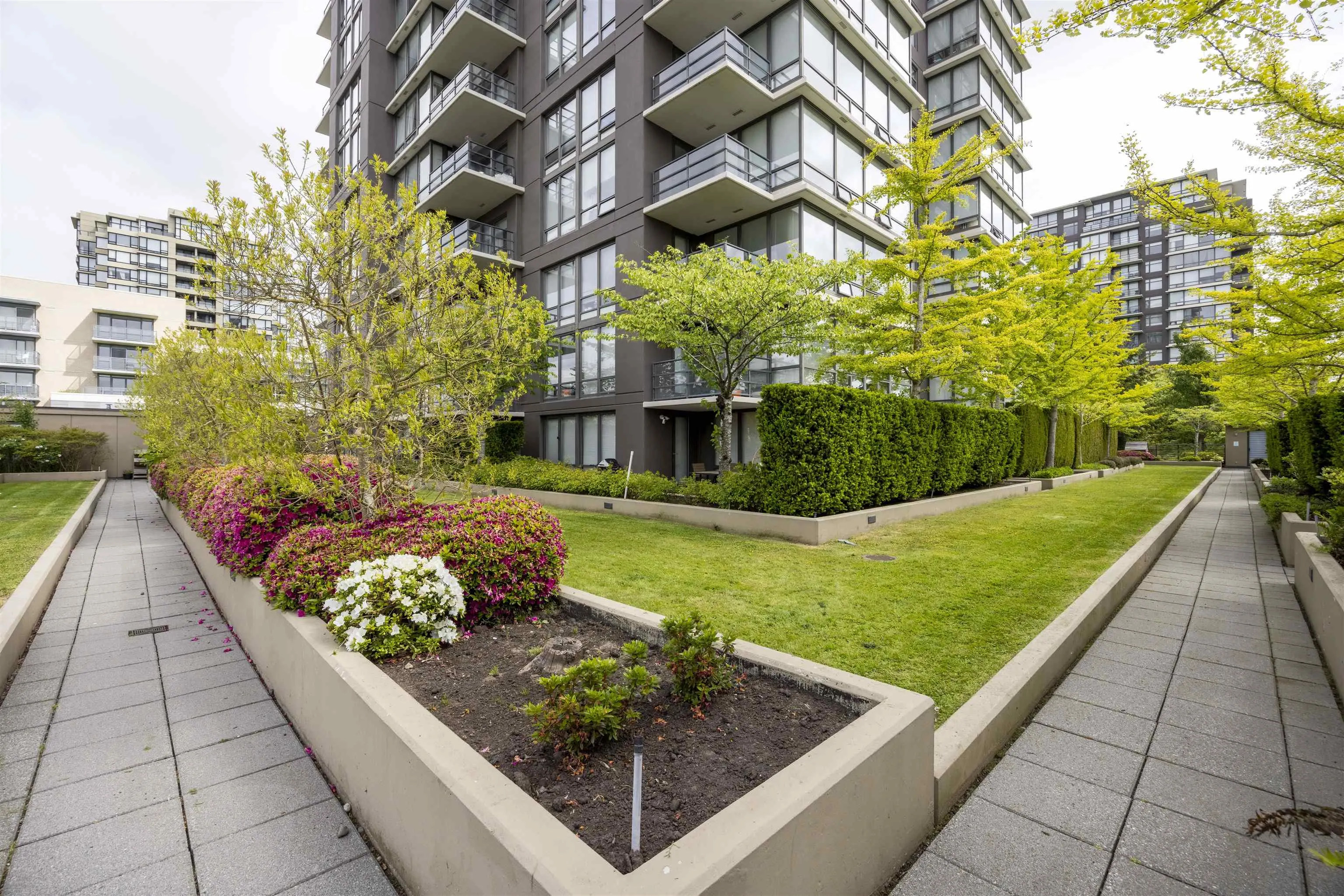 1203 9188 Cook Road
