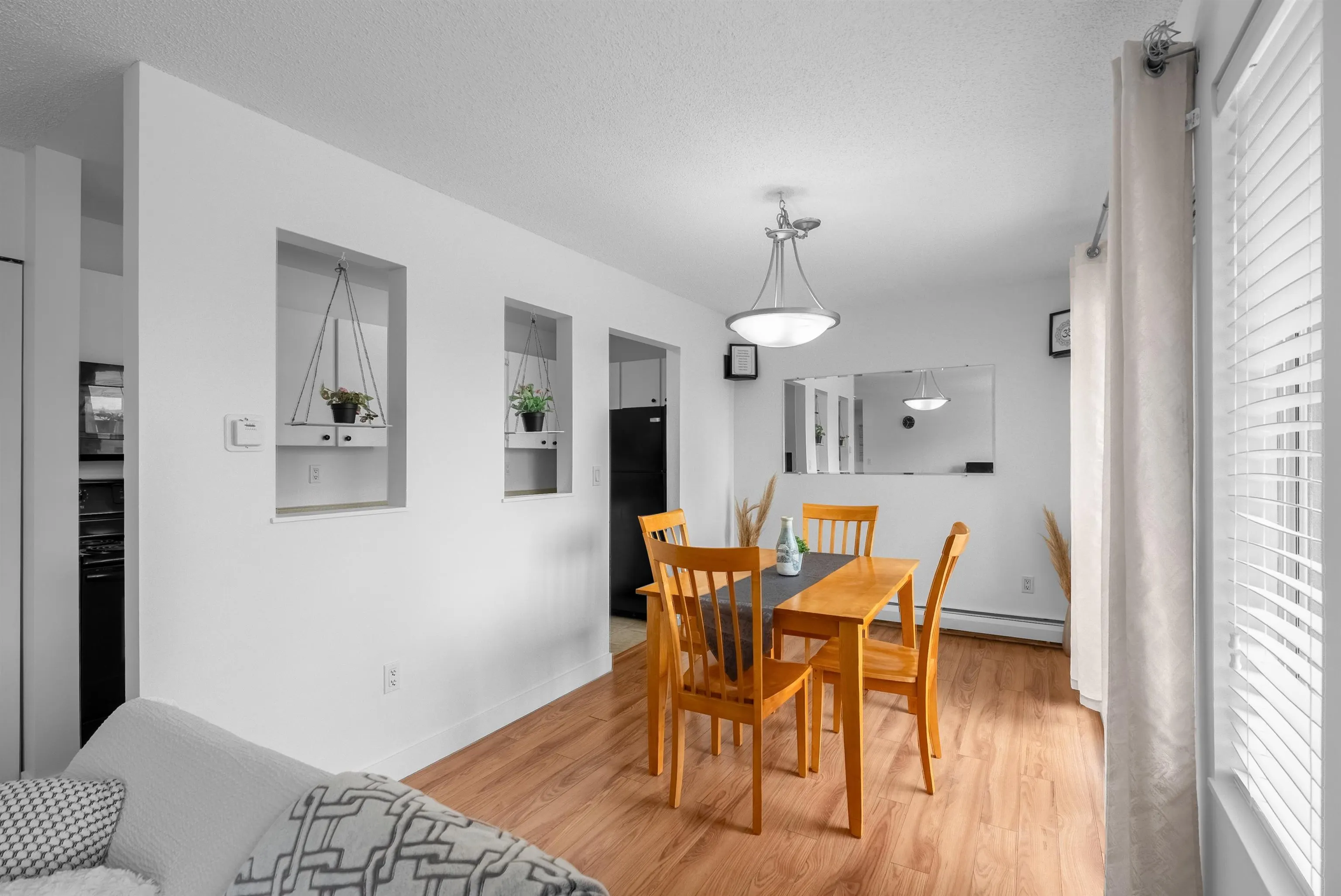 308 5664 200 Street