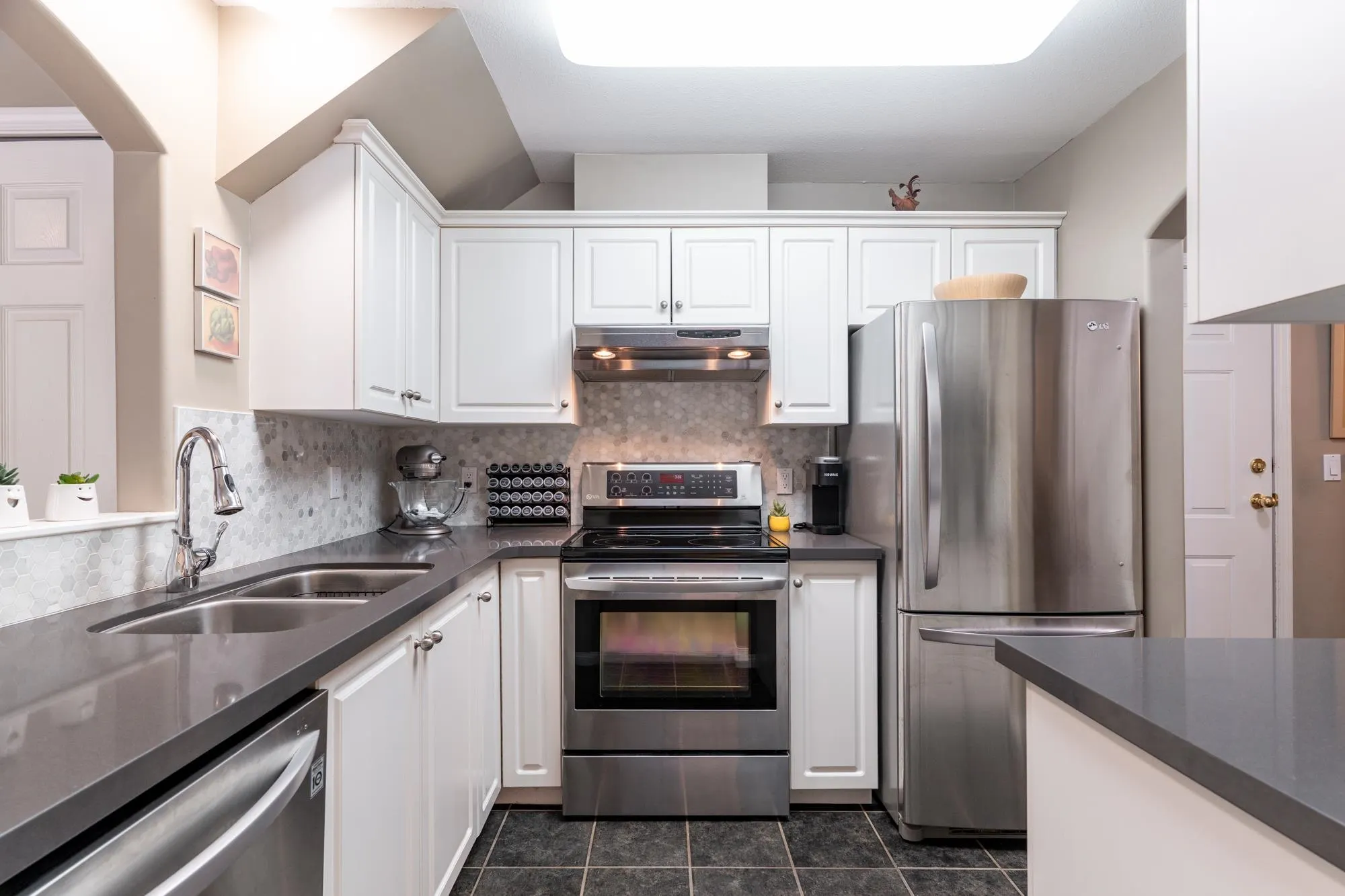 301 3128 Flint Street