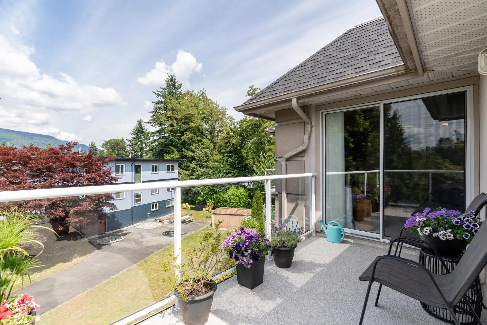 301 3128 Flint Street