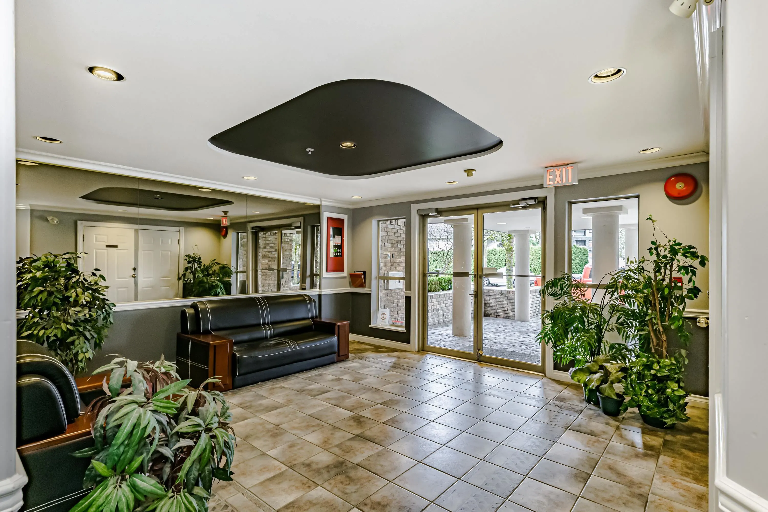 301 3128 Flint Street