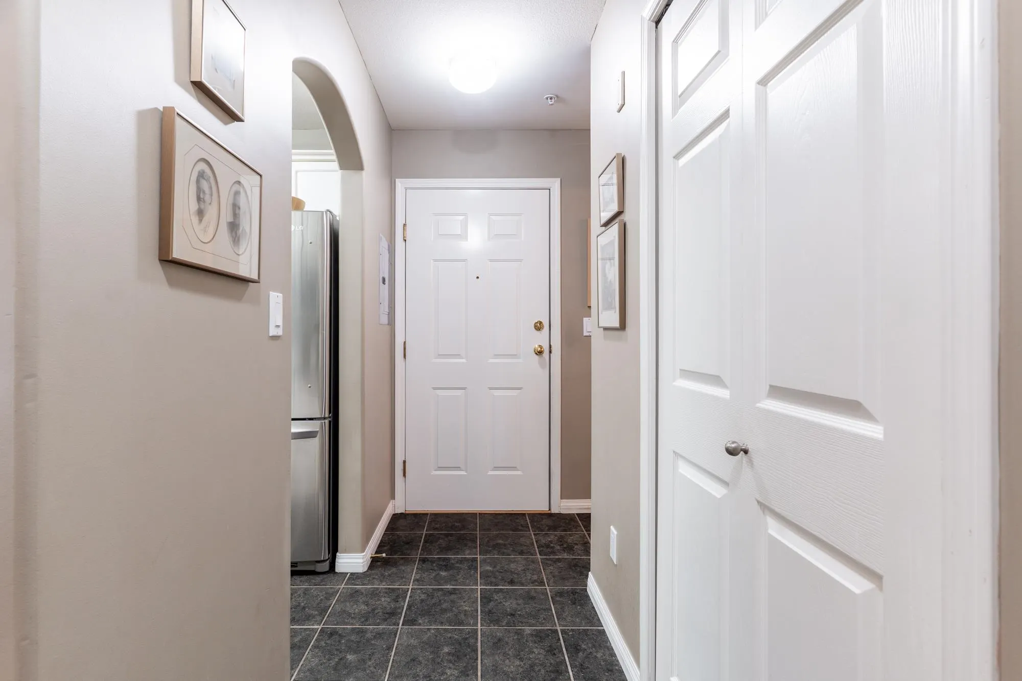 301 3128 Flint Street