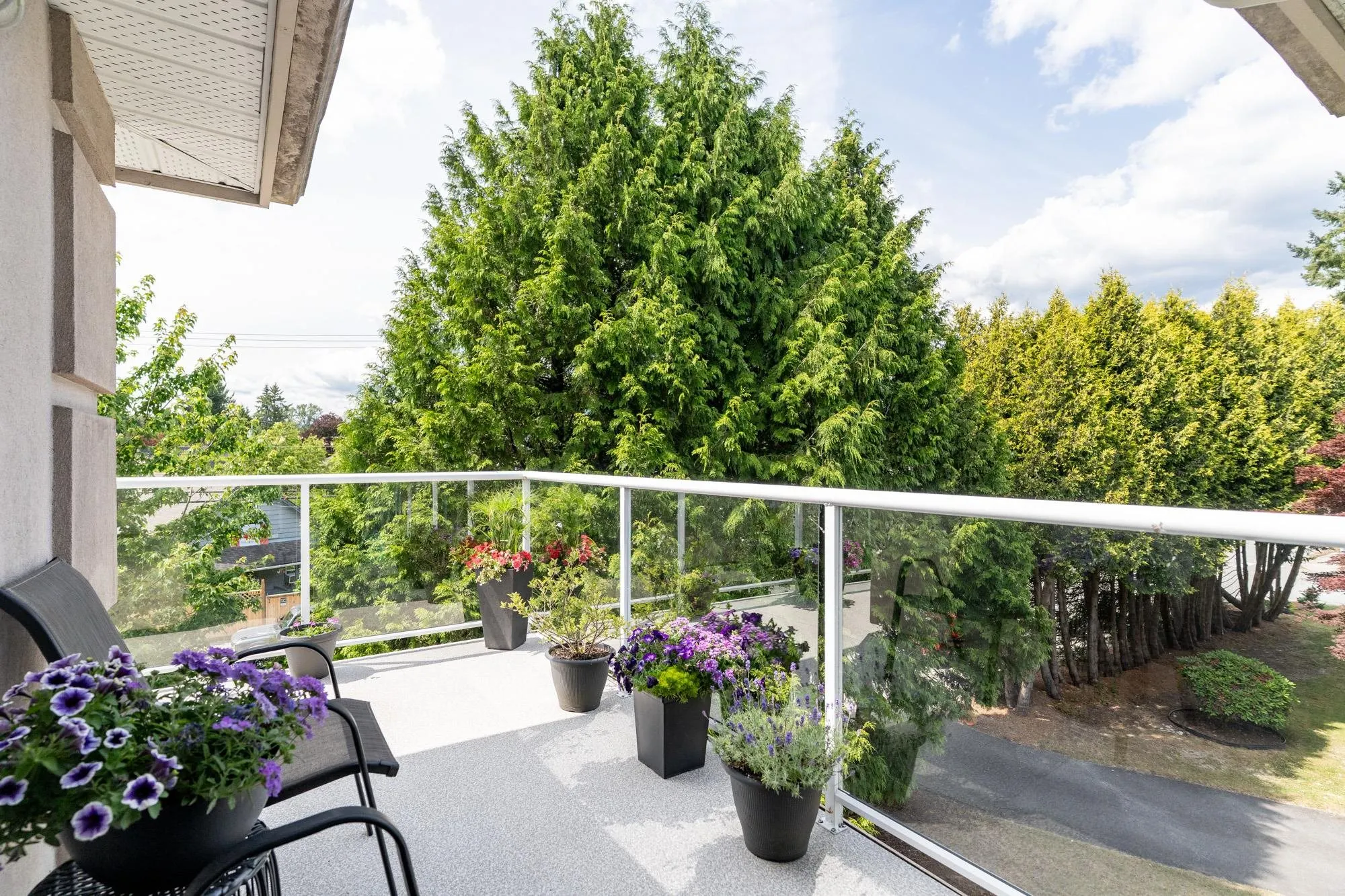 301 3128 Flint Street