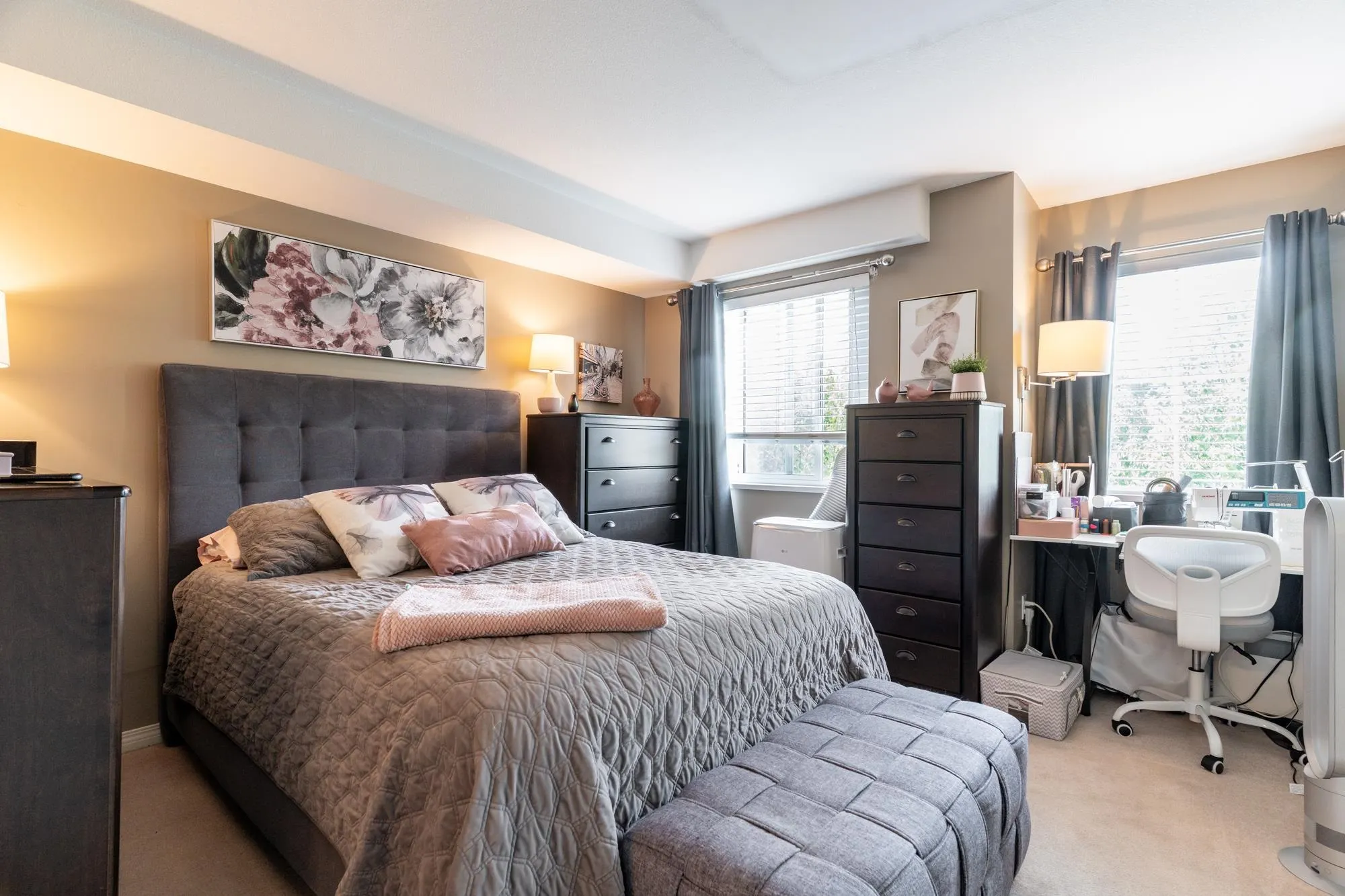 301 3128 Flint Street