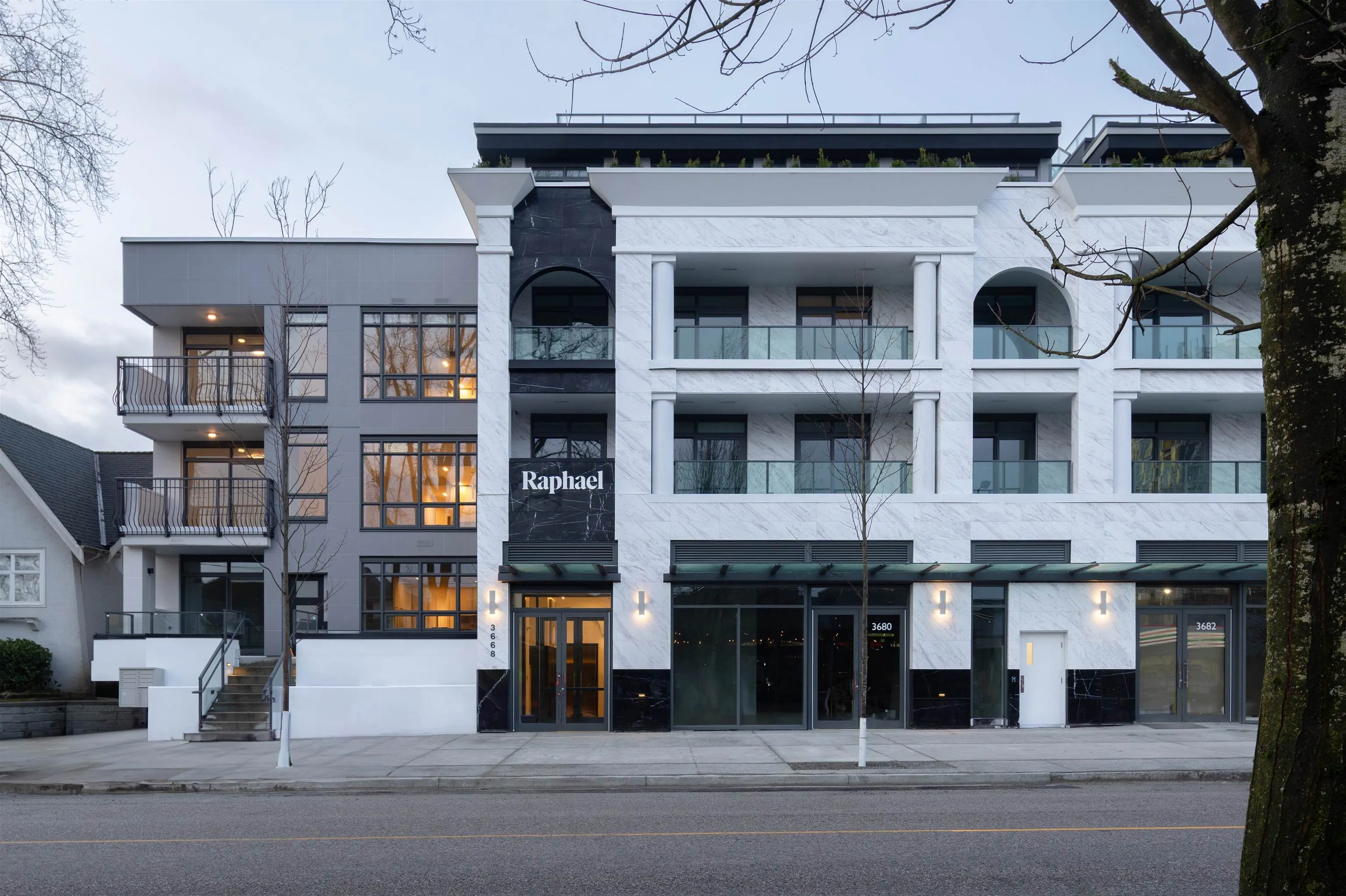 303 3668 W 10th Avenue