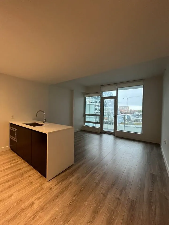 853 6328 No3 Road