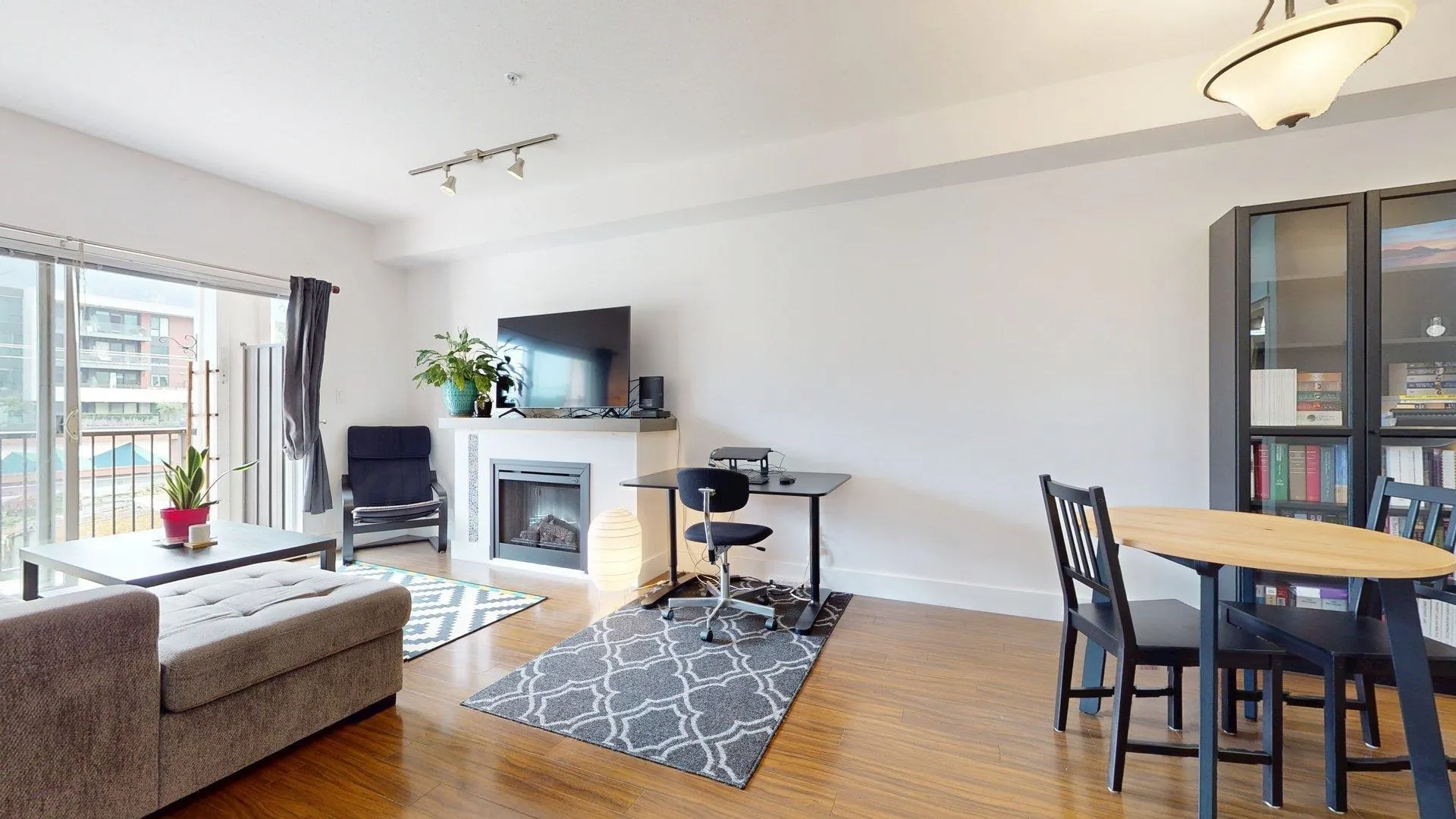 309 1336 Main Street