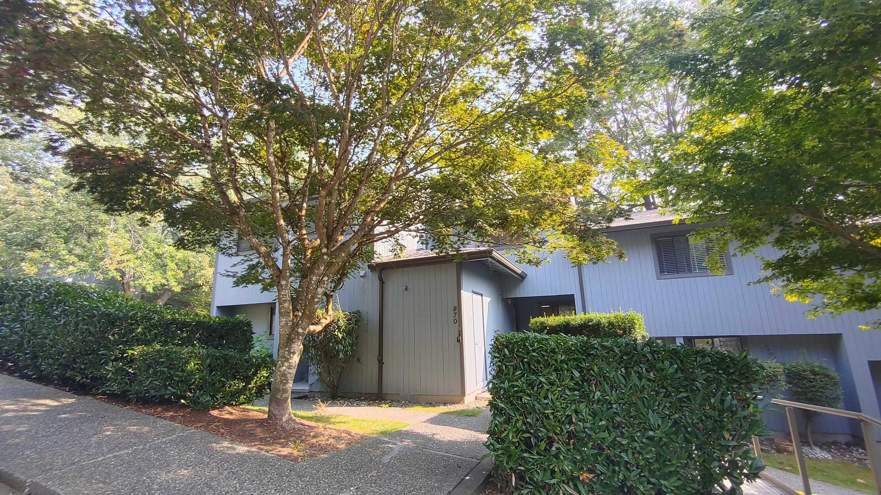 870 Blackstock Road