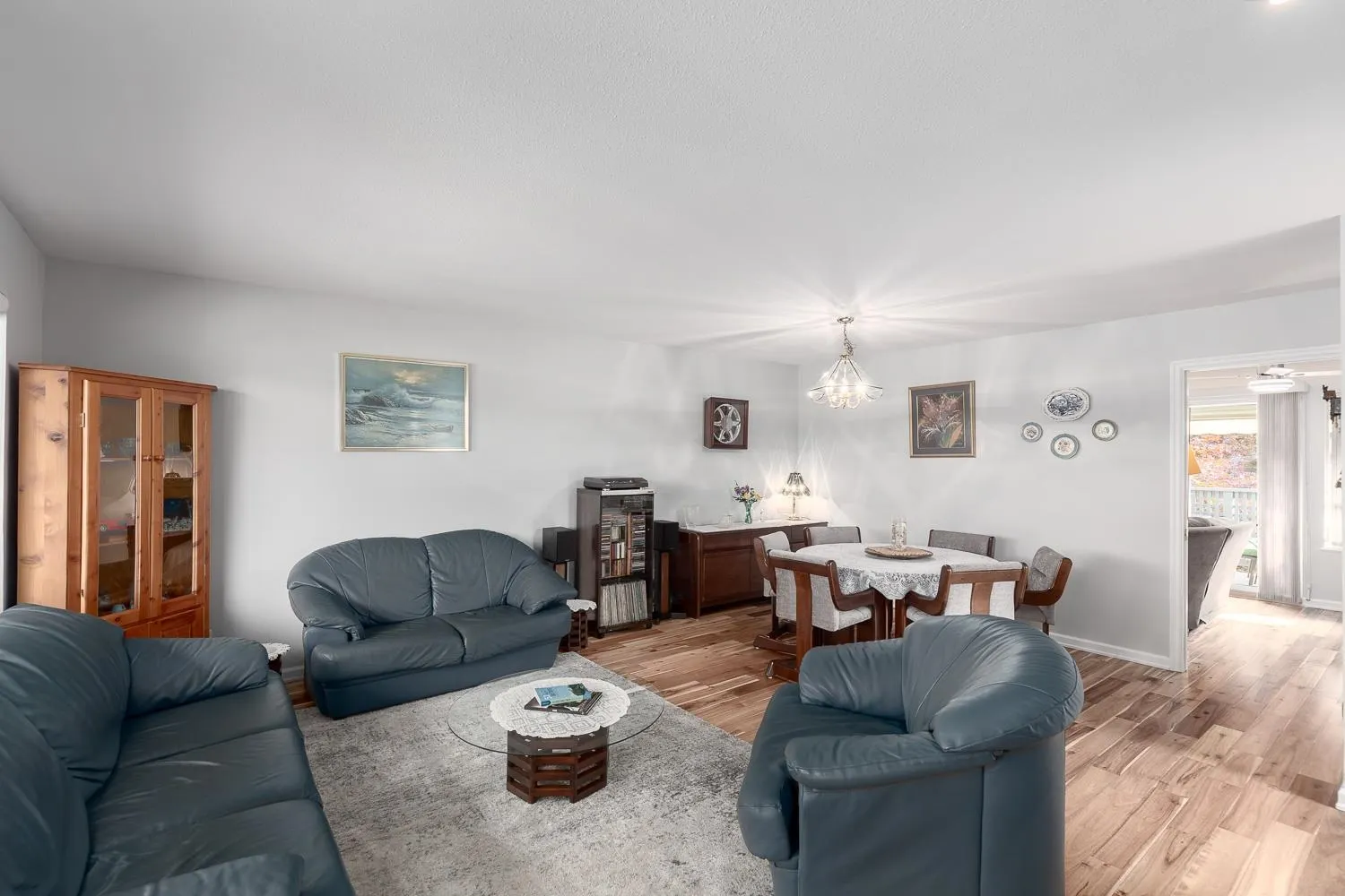 5 3634 Garibaldi Drive