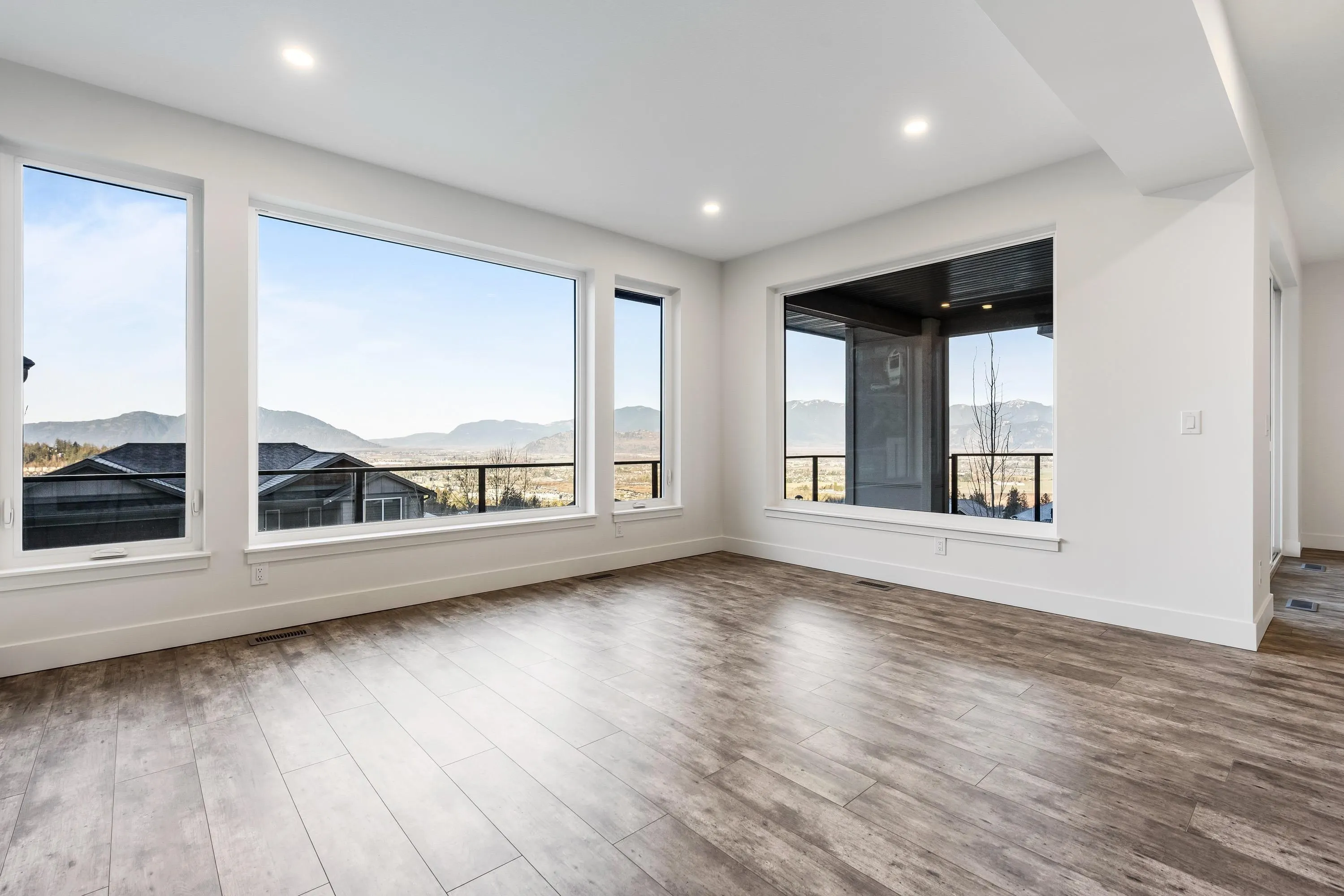 5504 Maclachlan Place
