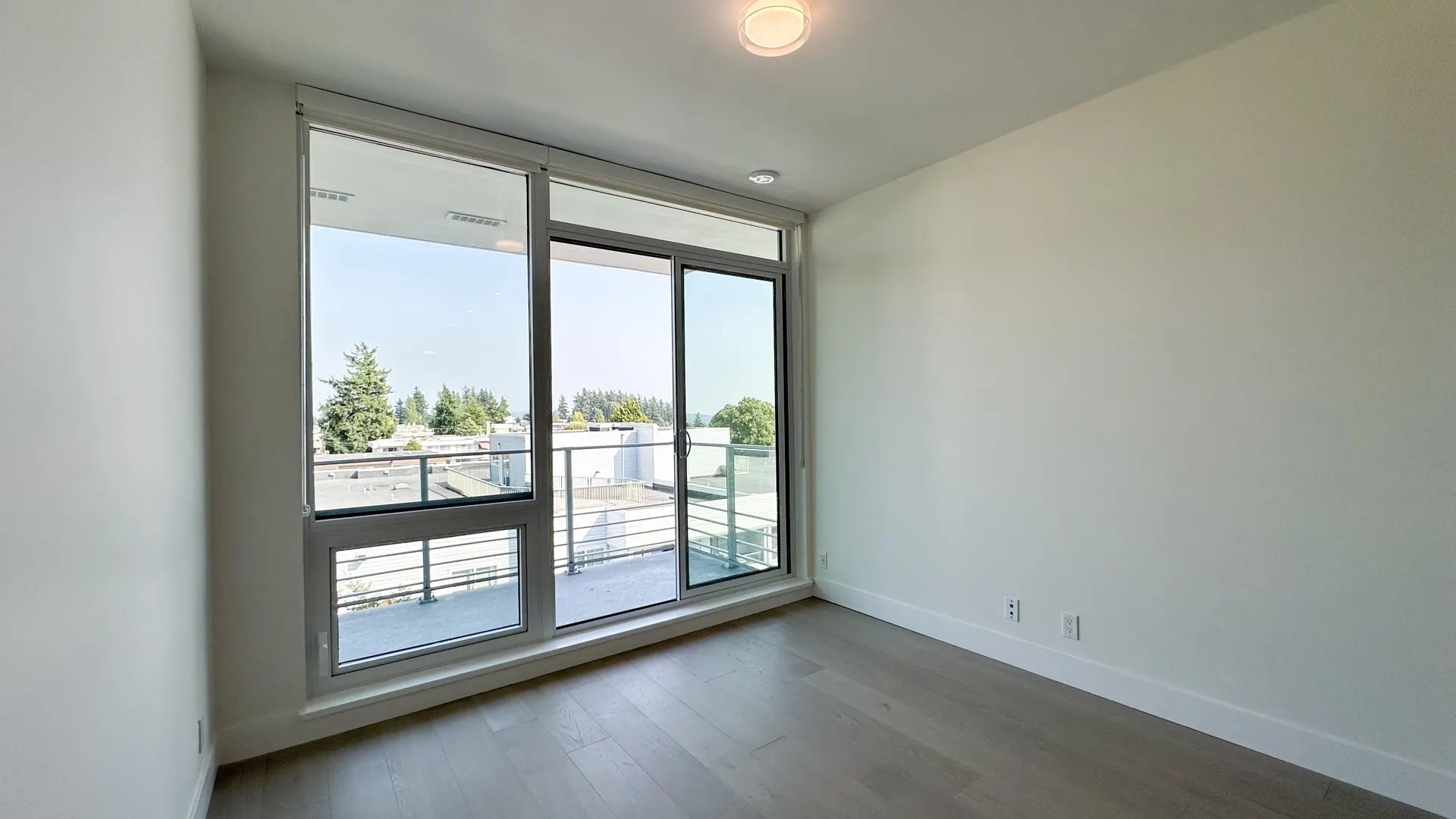 408 1342 Johnston Road