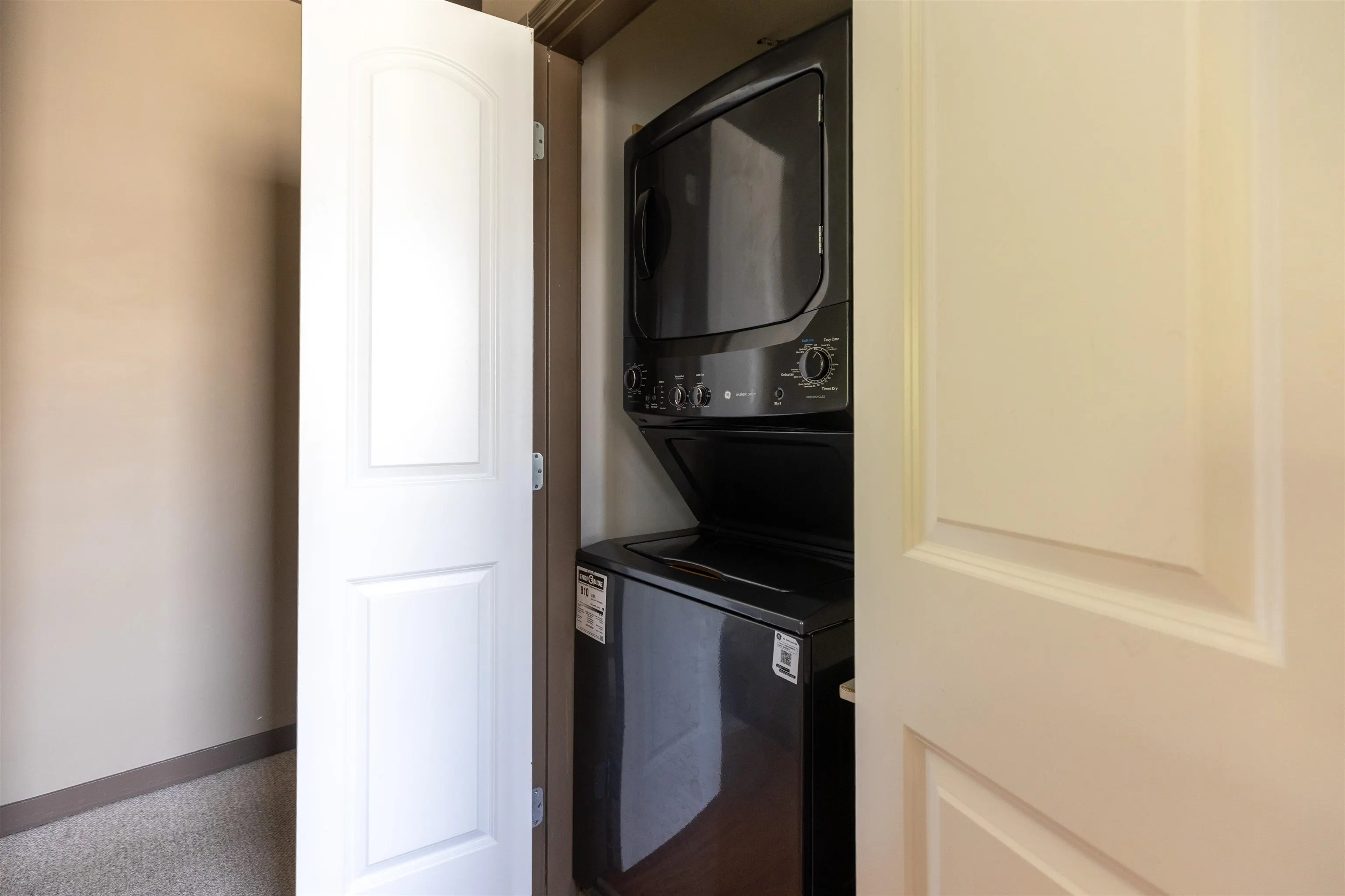 312 33485 South Fraser Way
