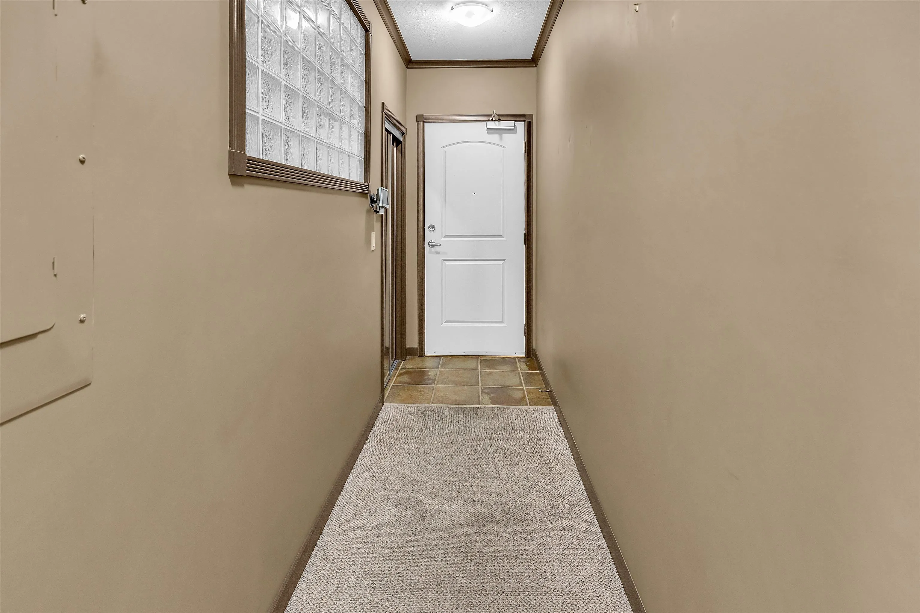 312 33485 South Fraser Way