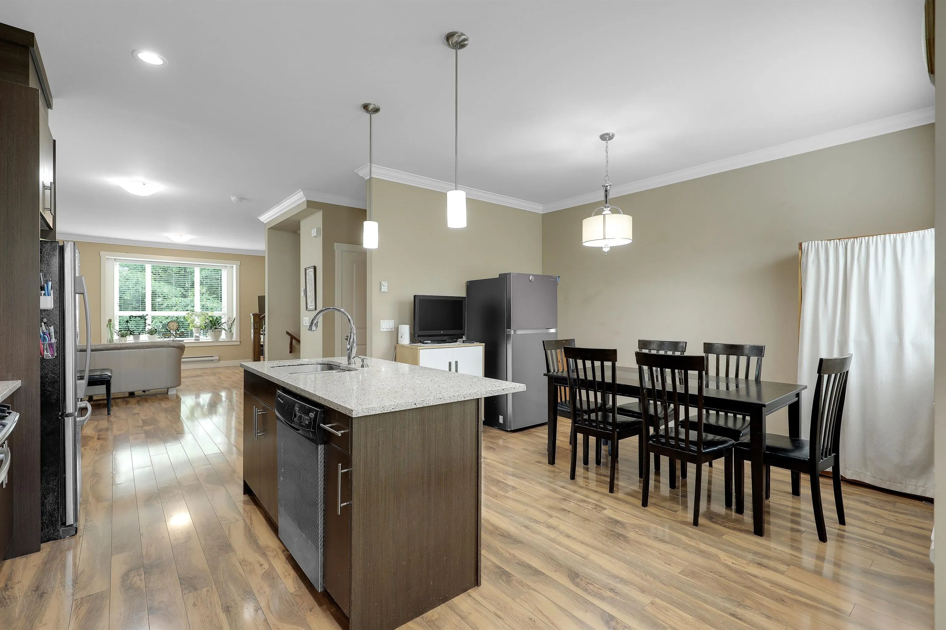 11 9077 150th Street