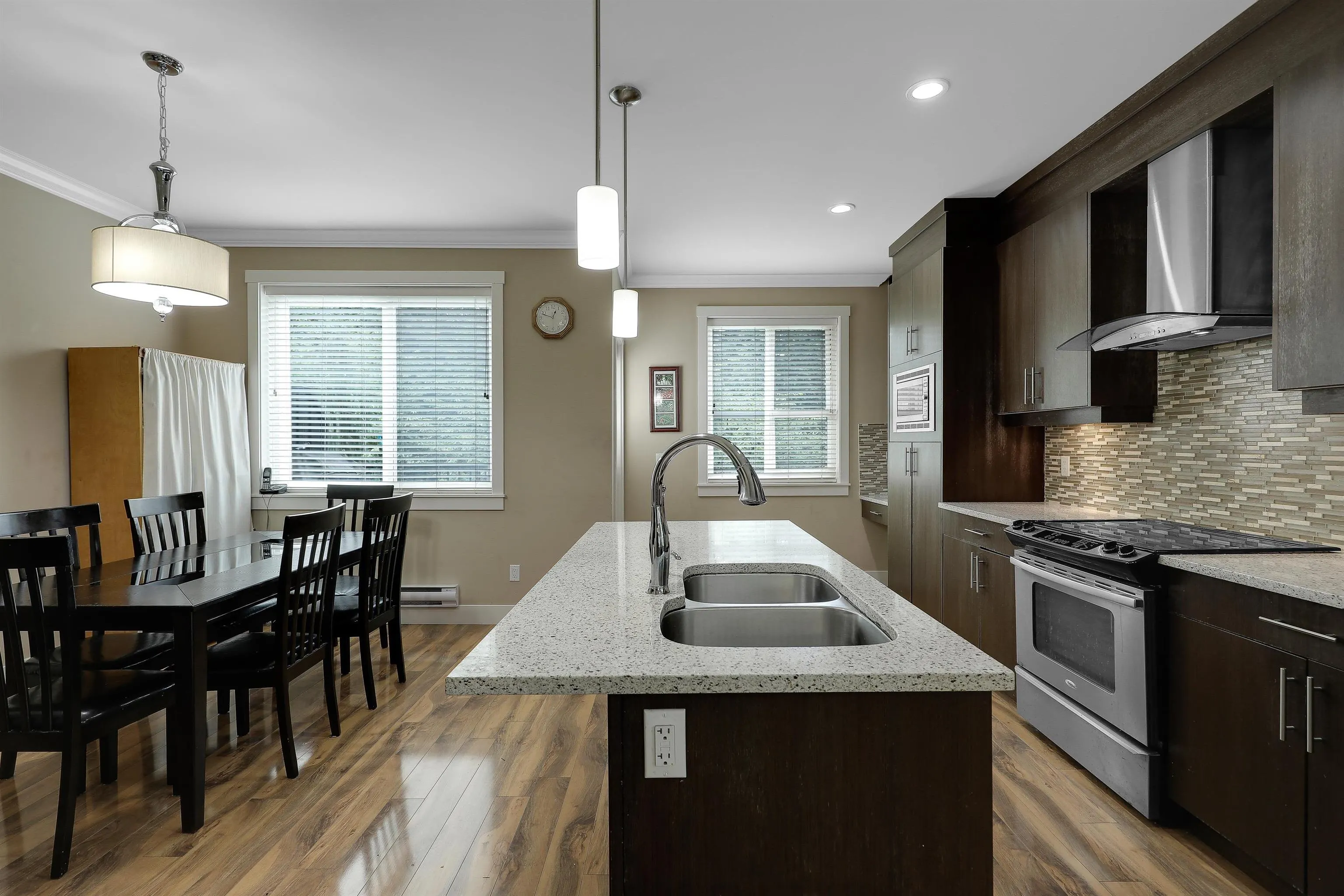 11 9077 150th Street