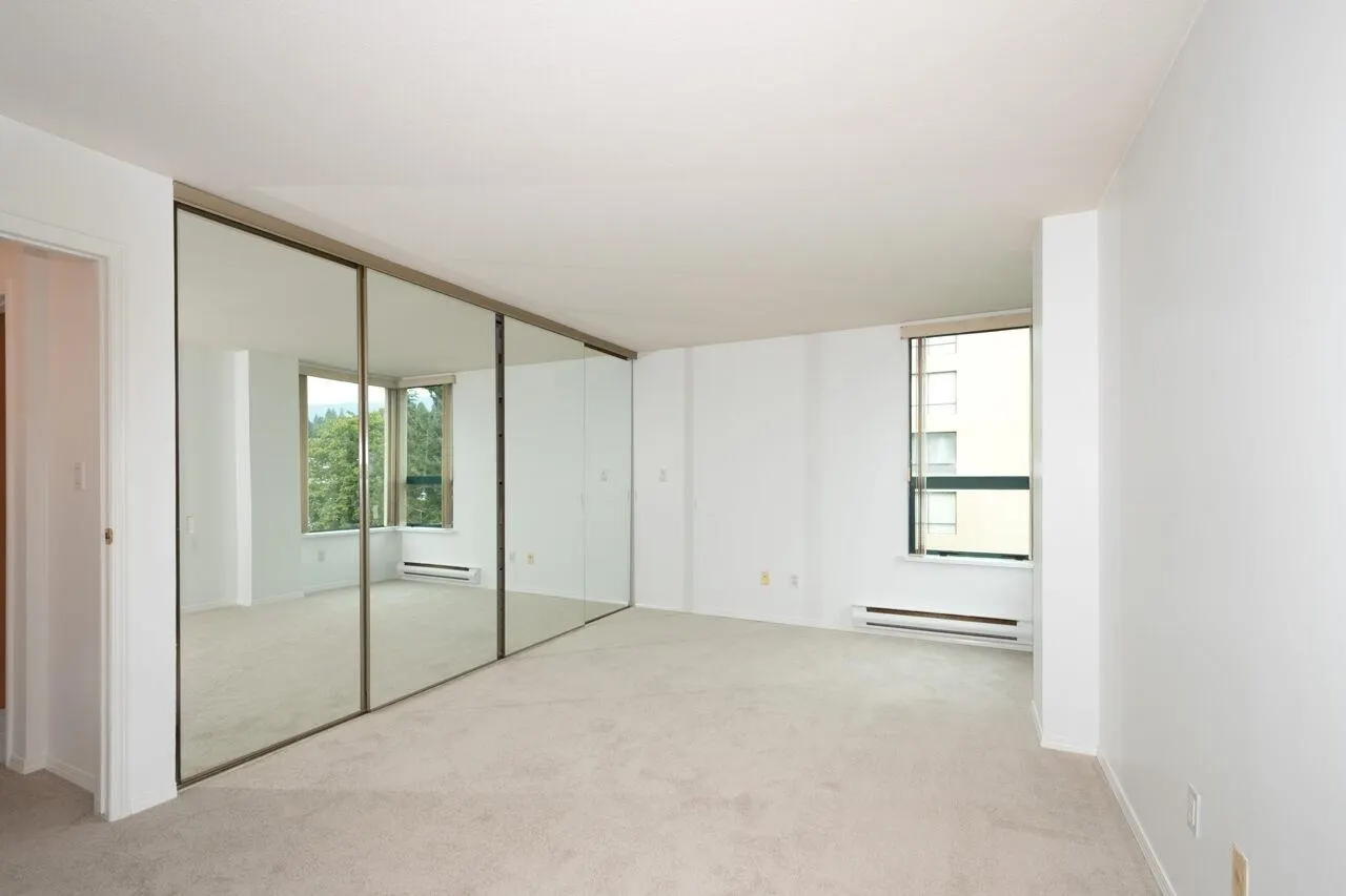 501 1427 Duchess Avenue