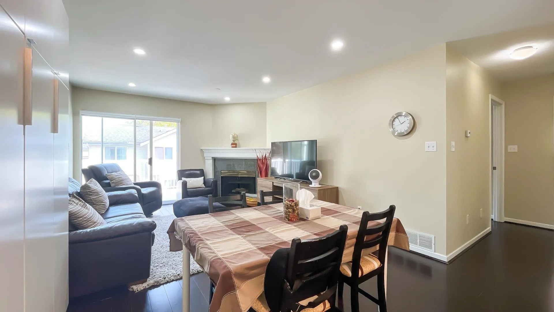 5240 Oliver Drive