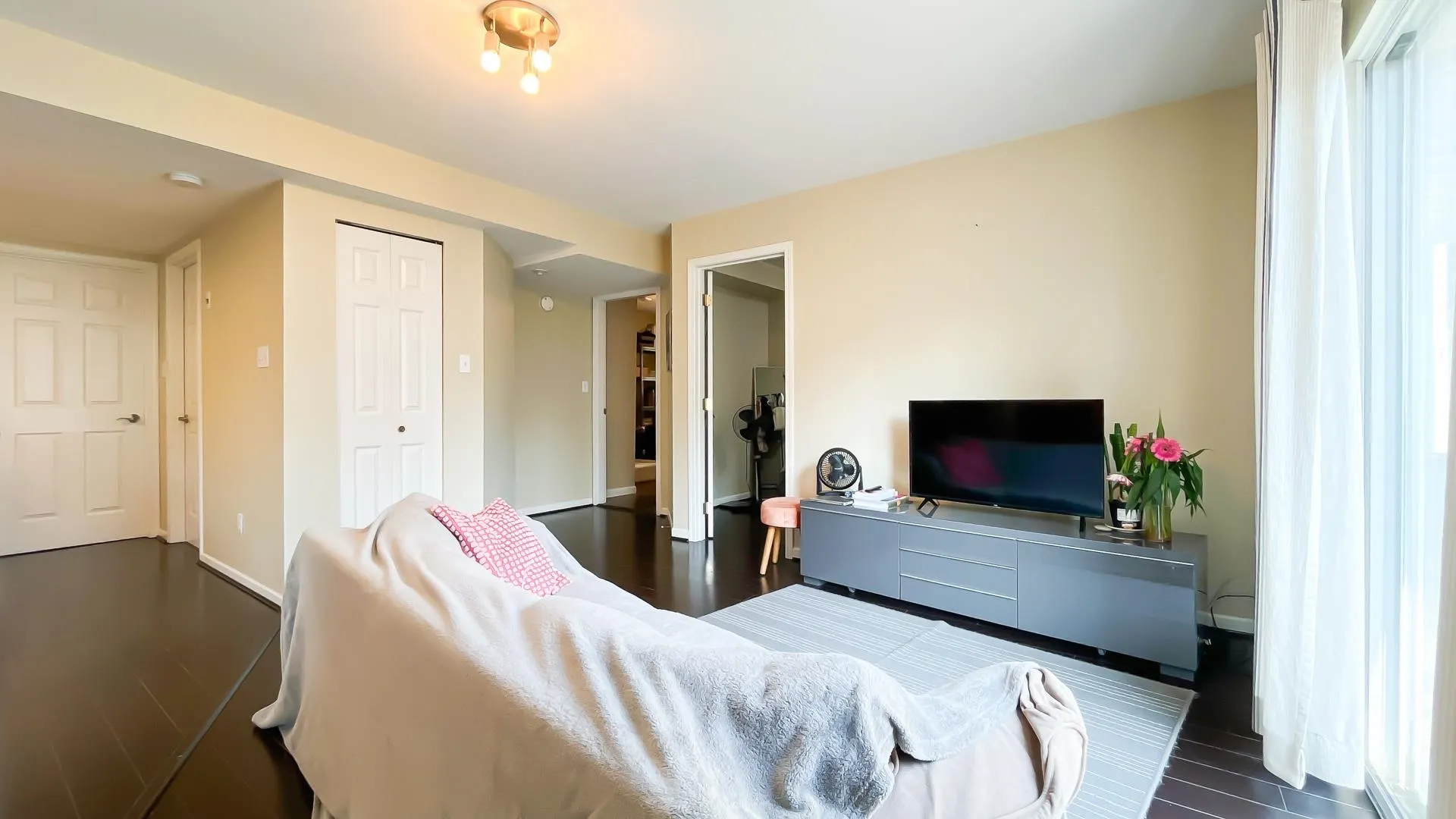 5240 Oliver Drive