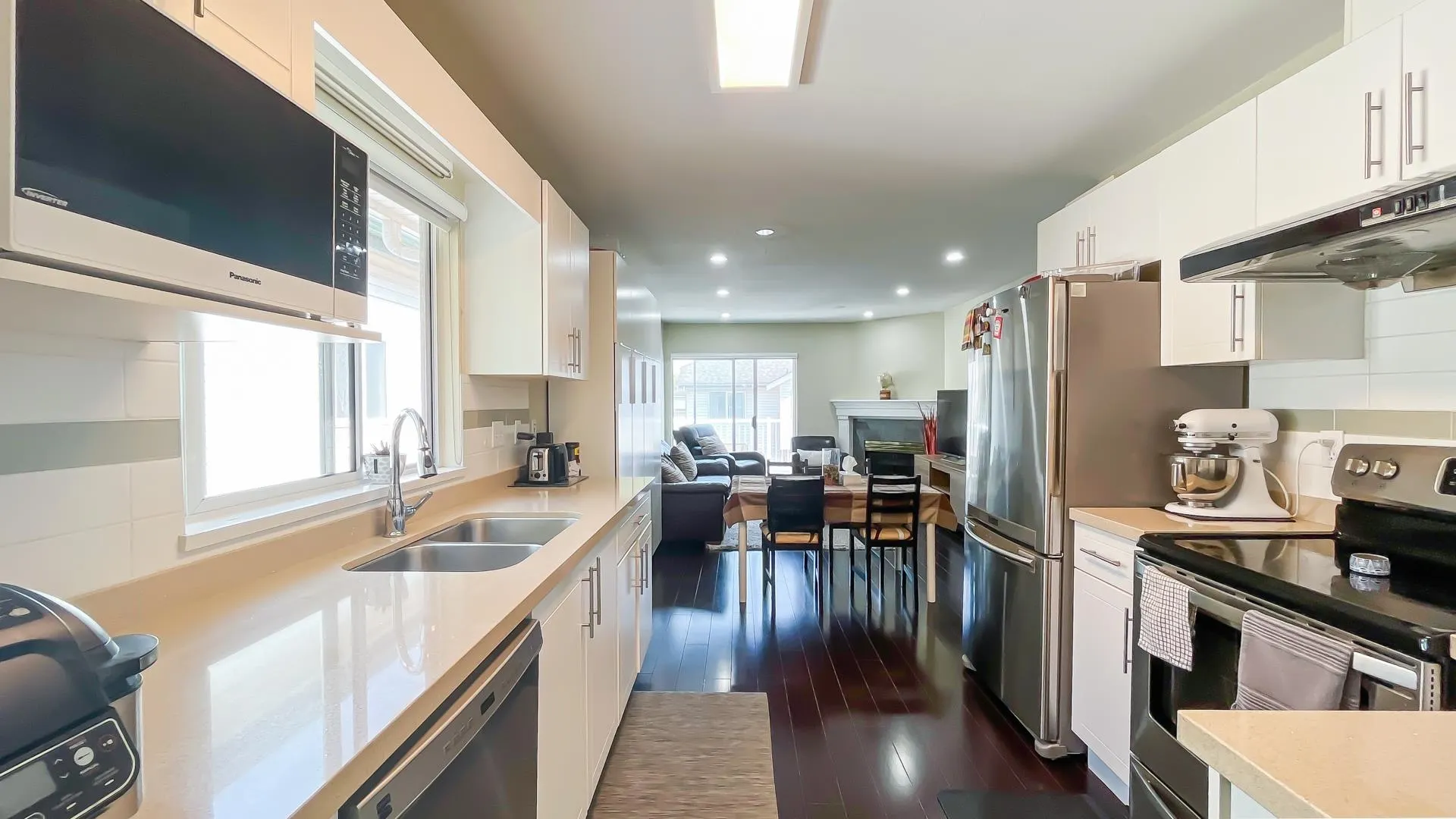 5240 Oliver Drive